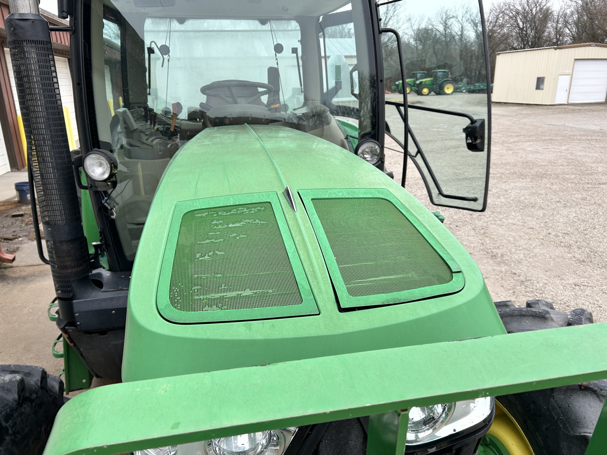 2014 John Deere 6125R Tractor