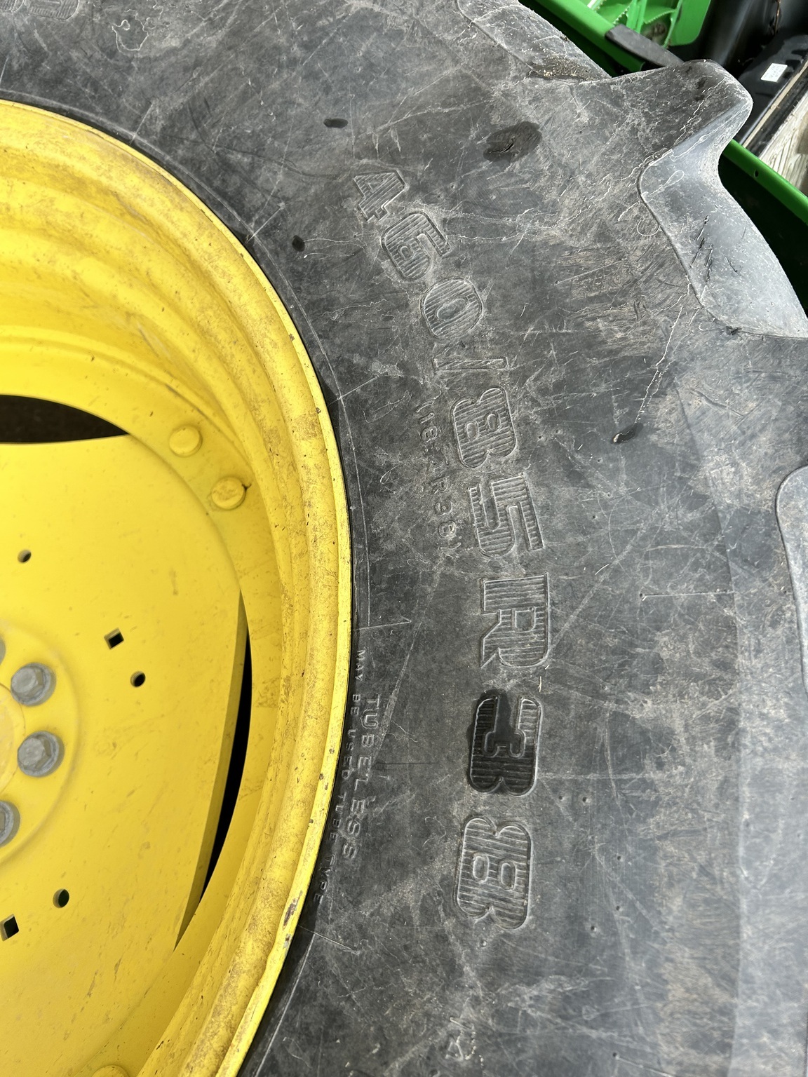 2014 John Deere 6125R Tractor