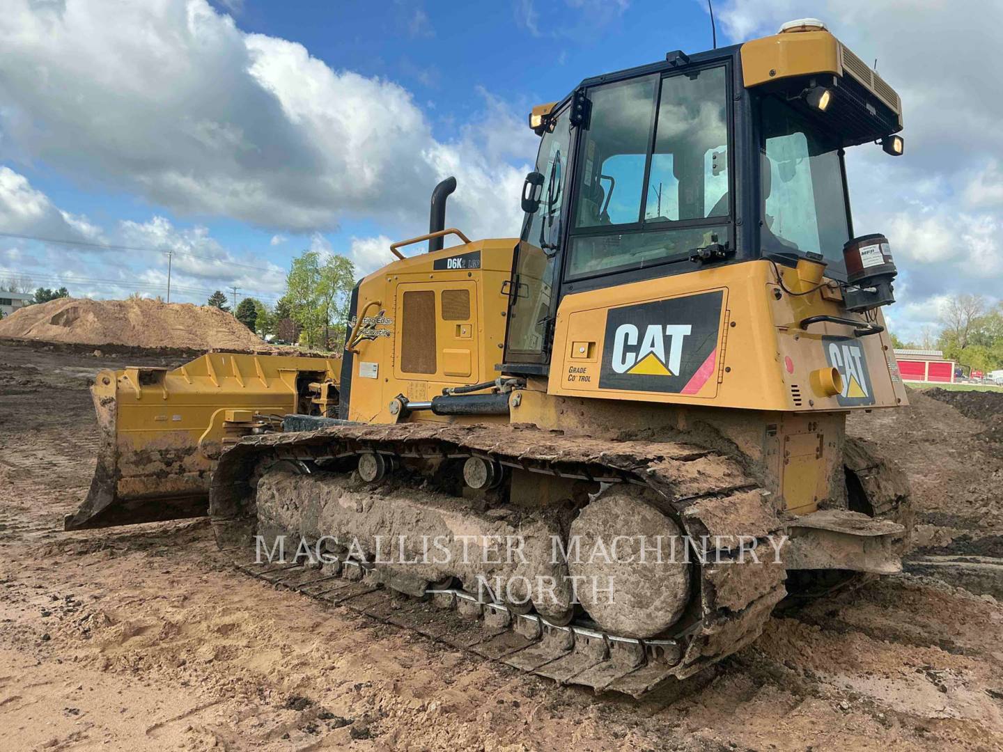 2017 Caterpillar D6K2LGP Dozer