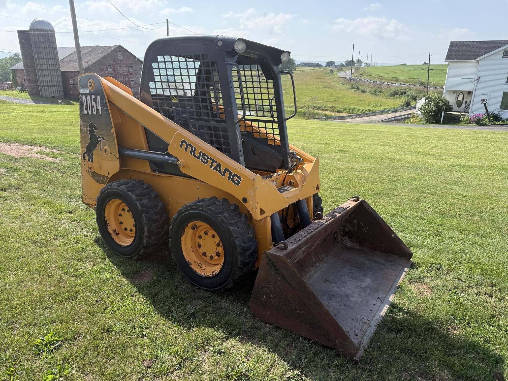 2008 Mustang 2054 Skid Steer