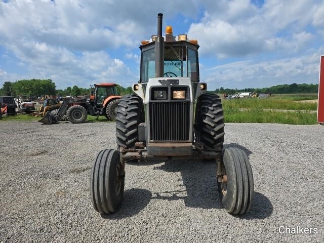 1987 White 2-88 Tractor