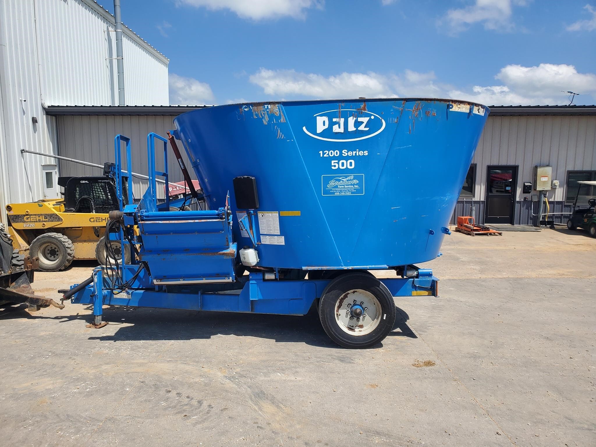  Patz 1200 SERIES 500 Feed Wagon