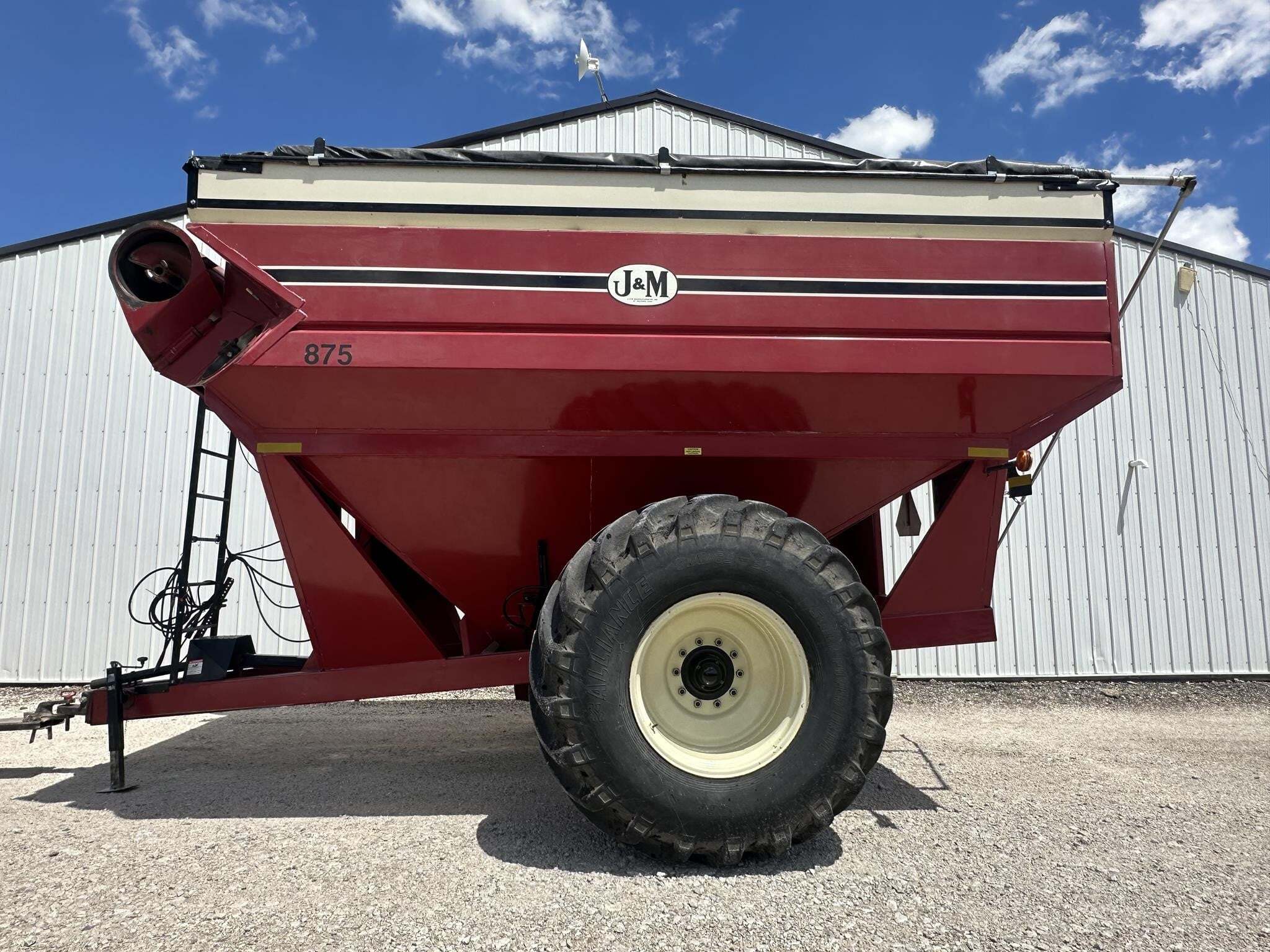  J&M 875-16 Grain Cart