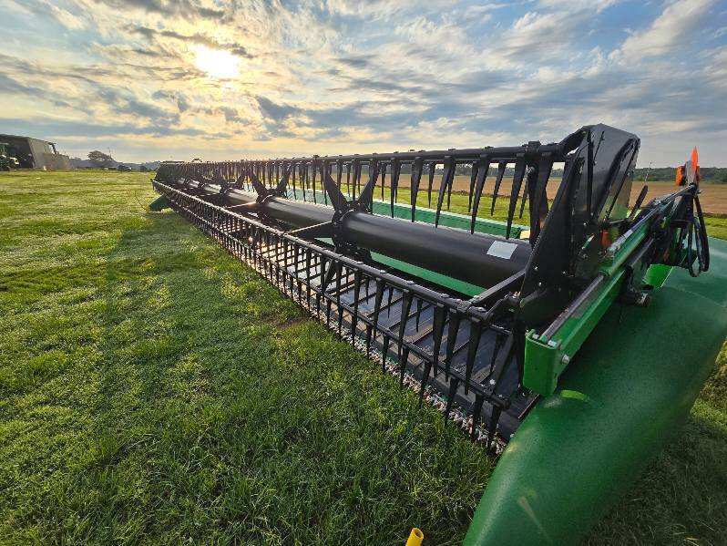 2021 John Deere RD35F Platform