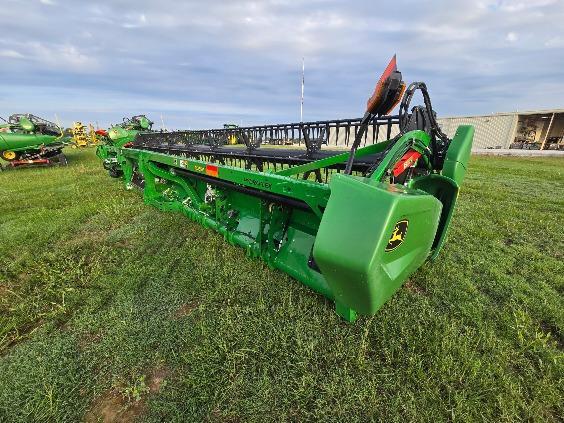 2021 John Deere RD35F Platform