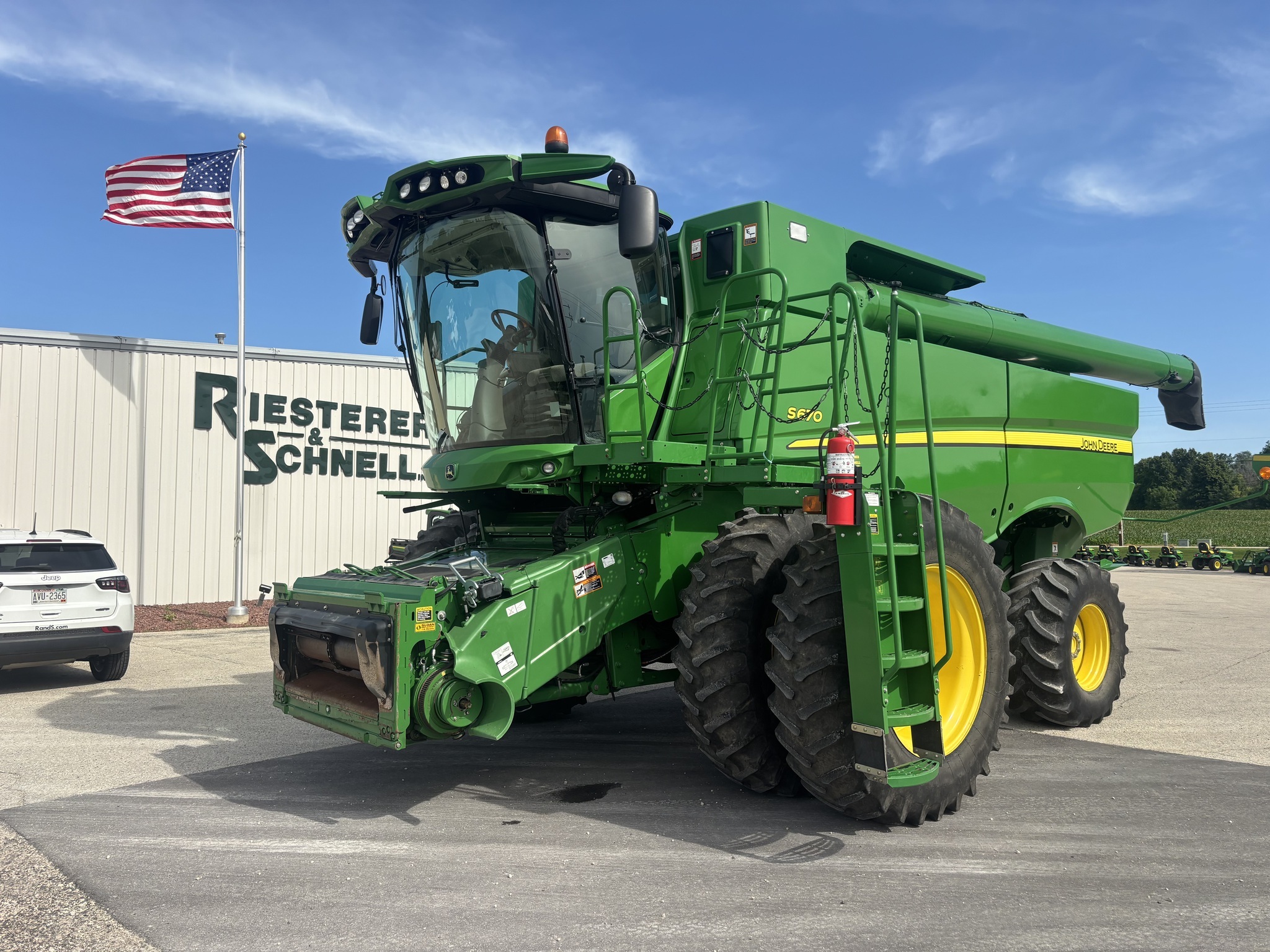 2013 John Deere S670 Combine