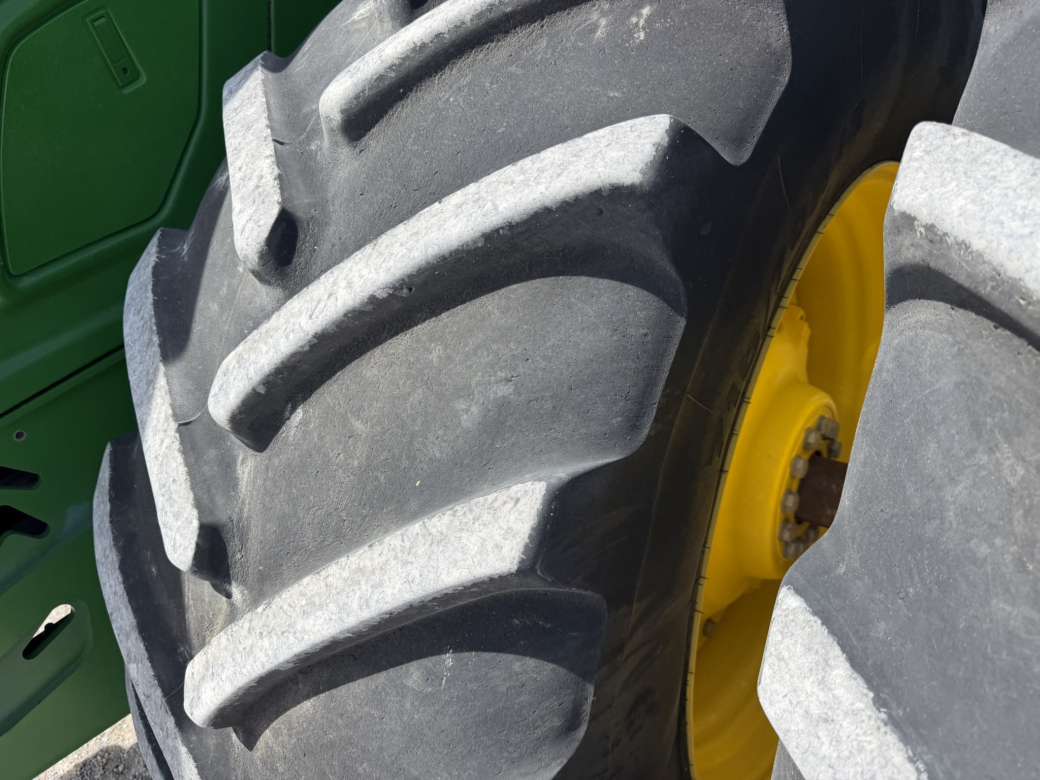 2021 John Deere 9R 490 Tractor