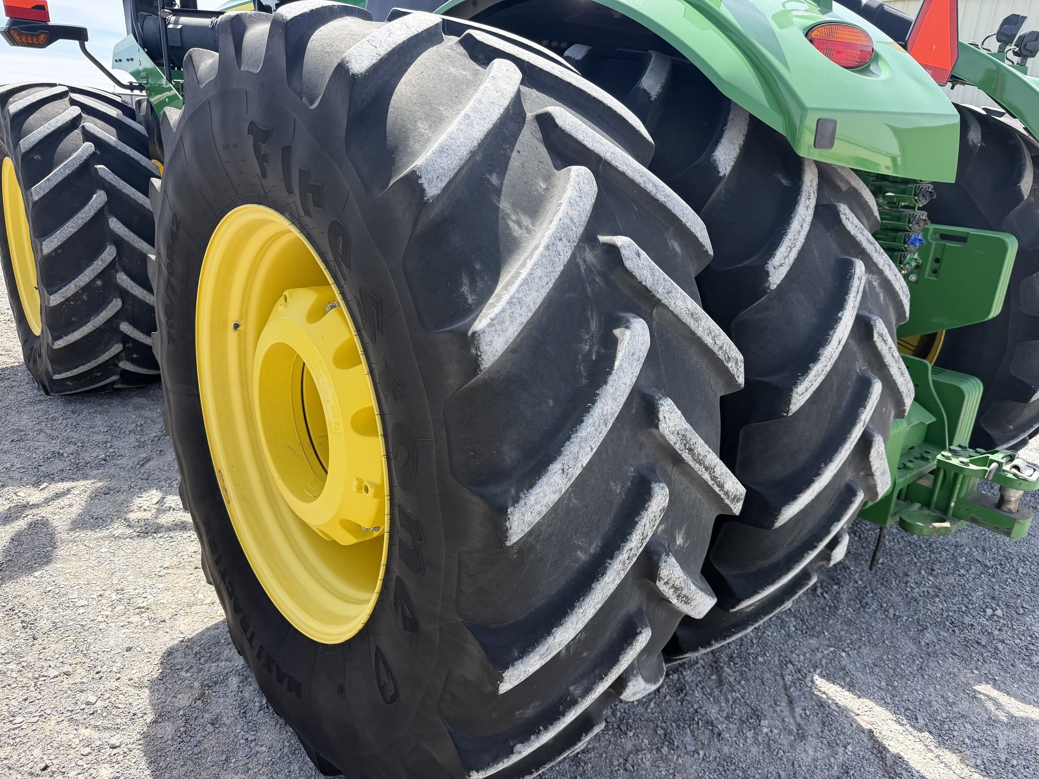 2021 John Deere 9R 490 Tractor