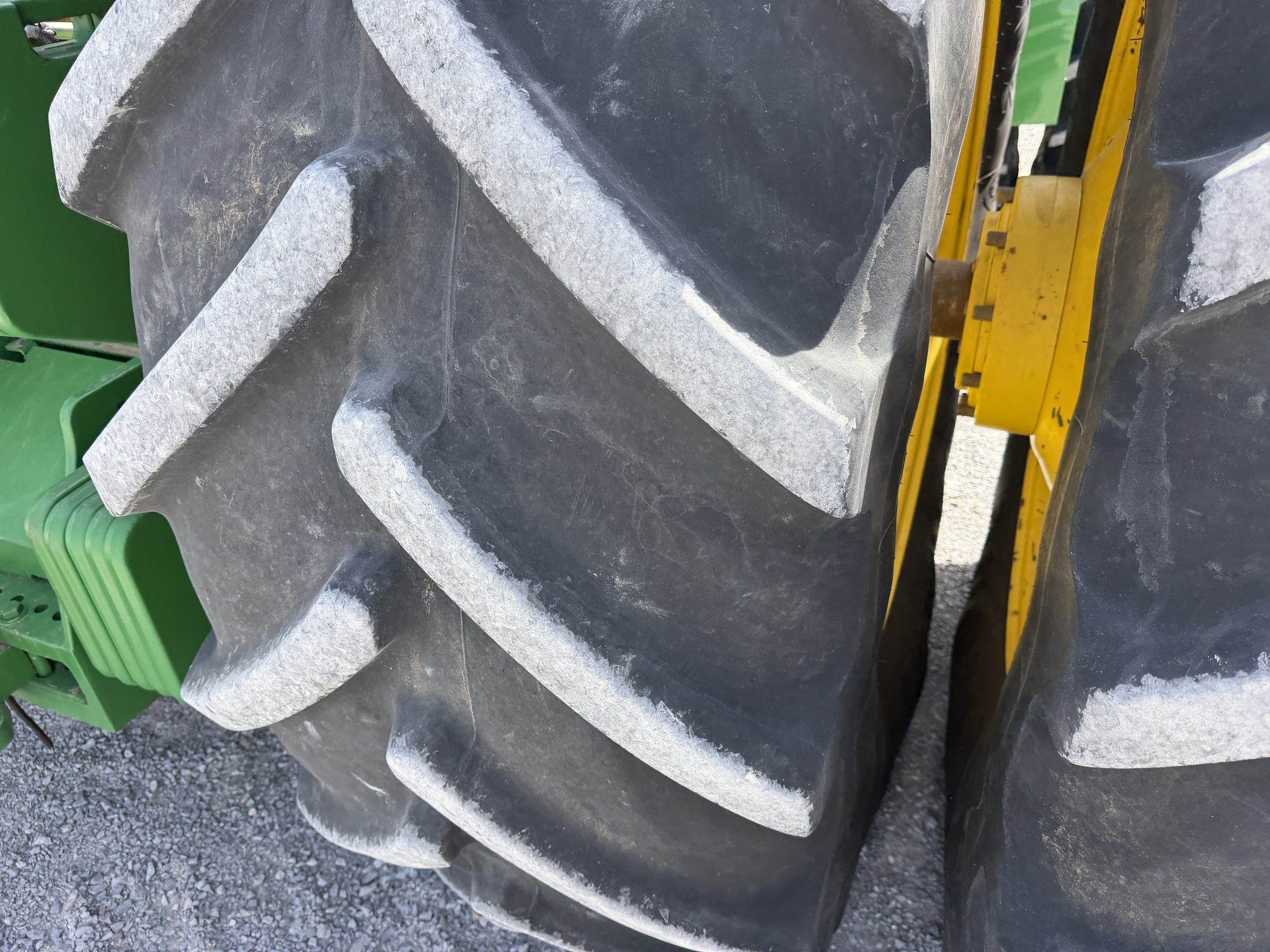 2021 John Deere 9R 490 Tractor