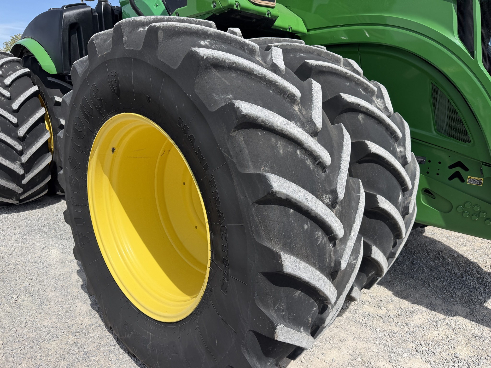 2021 John Deere 9R 490 Tractor