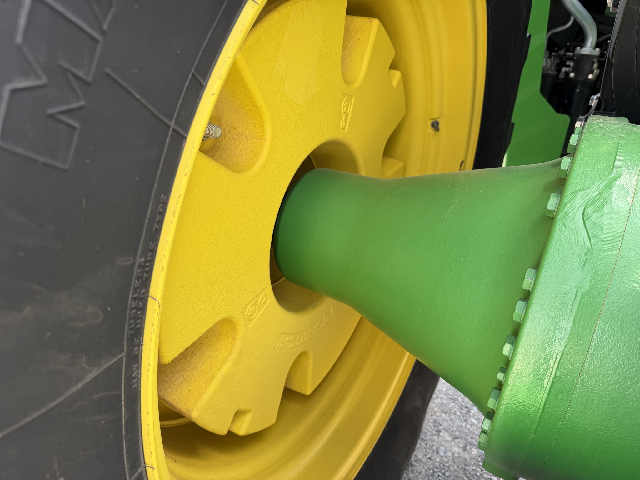 2021 John Deere 9R 490 Tractor