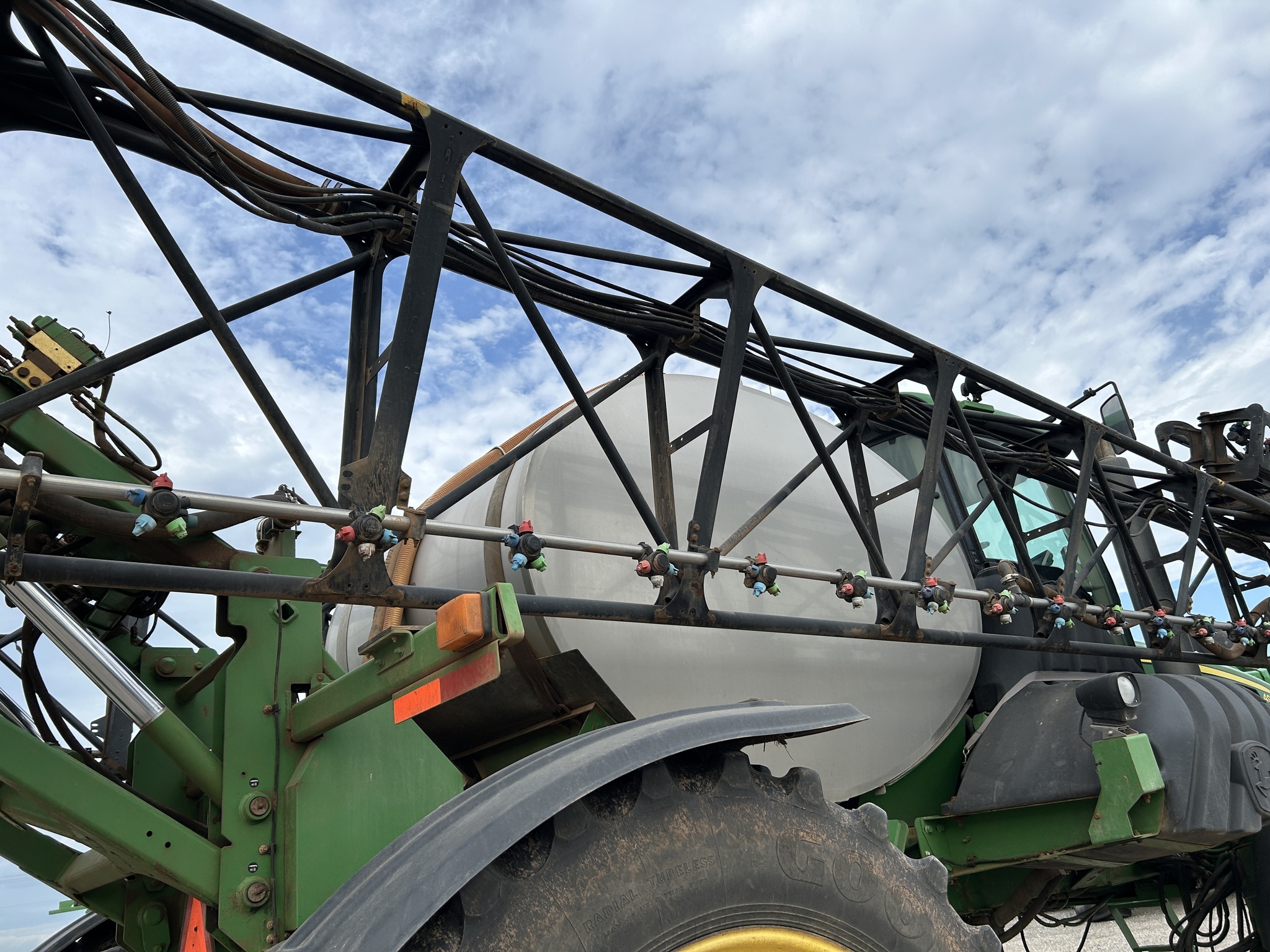 2008 John Deere 4930 Self-Propelled Sprayer