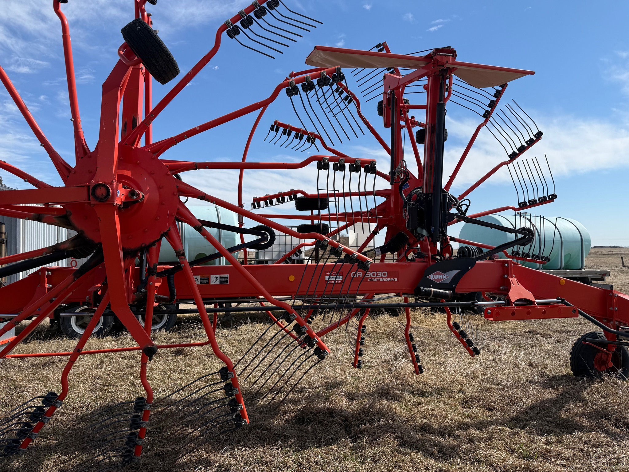 2017 Kuhn GA9030 Rake
