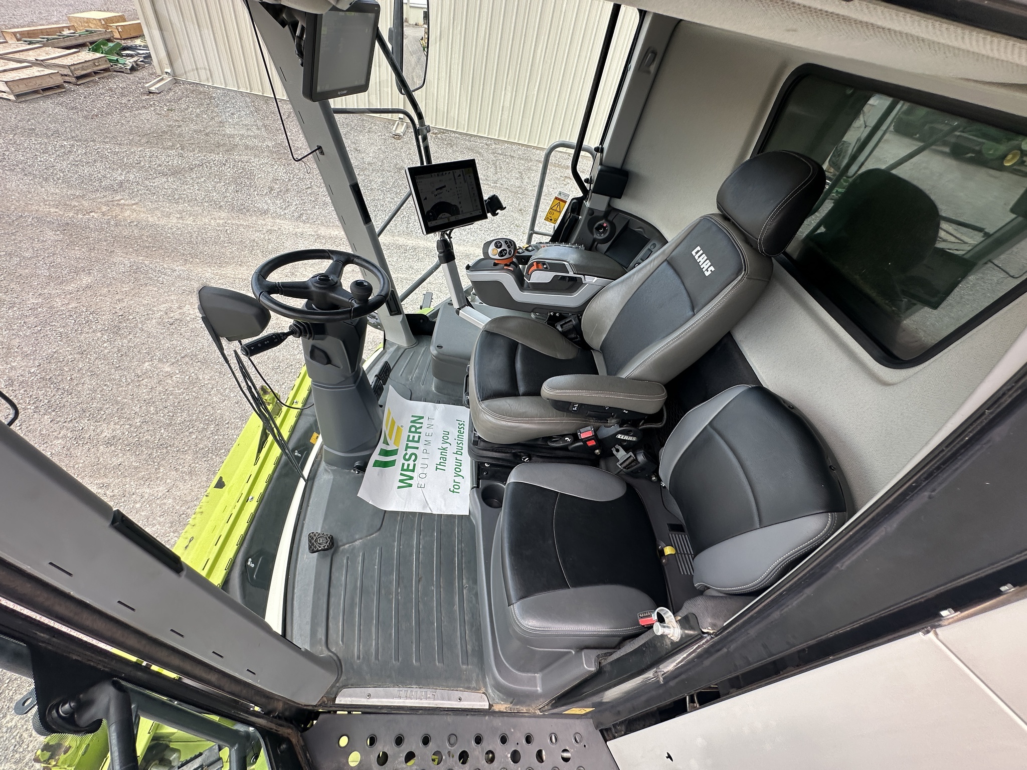2022 Claas LEXION 7500TT Combine