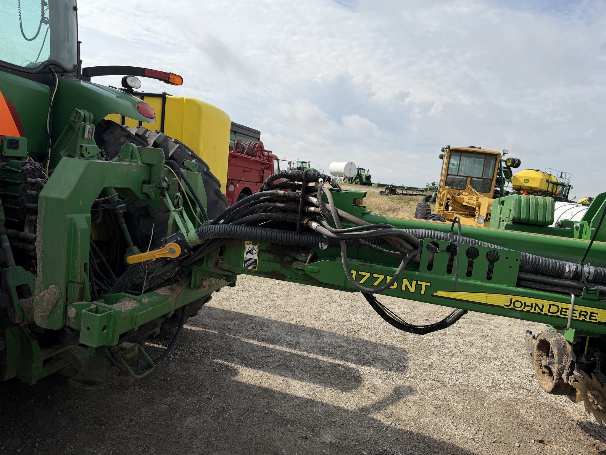 2017 John Deere 1775NT Planter