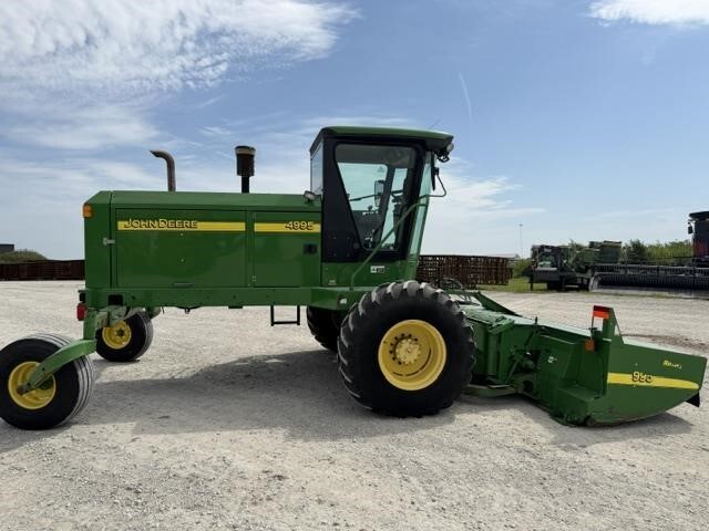  John Deere 4995 Self-Propelled Windrowers and Swather