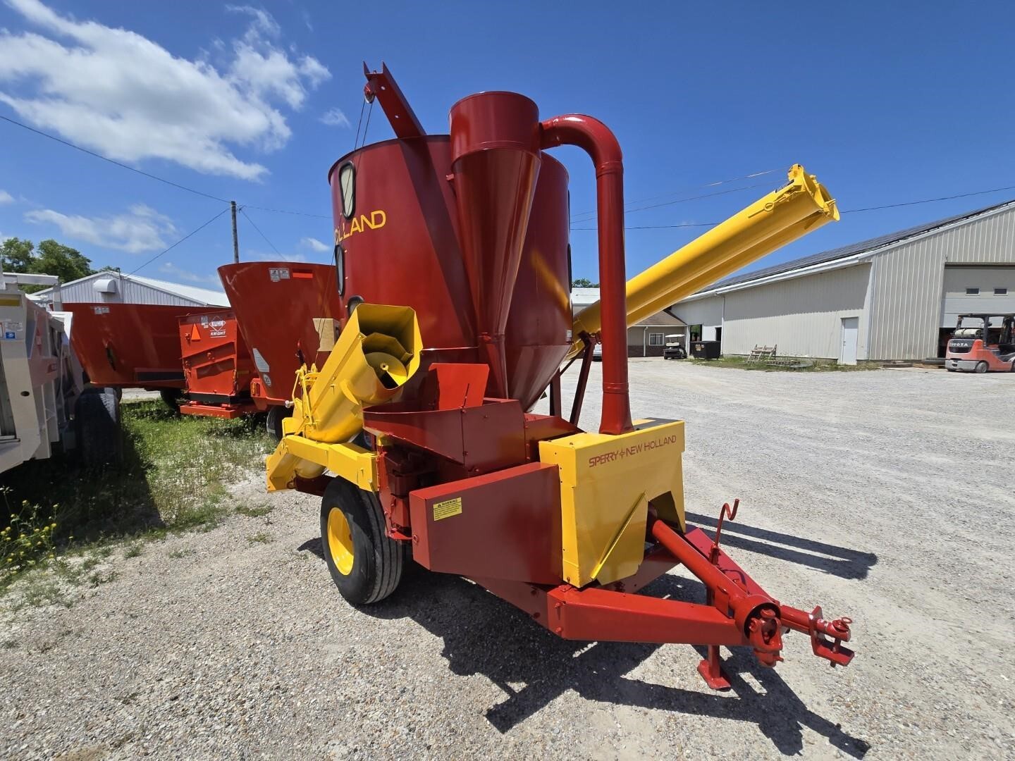  New Holland 355 Grinders and Mixer