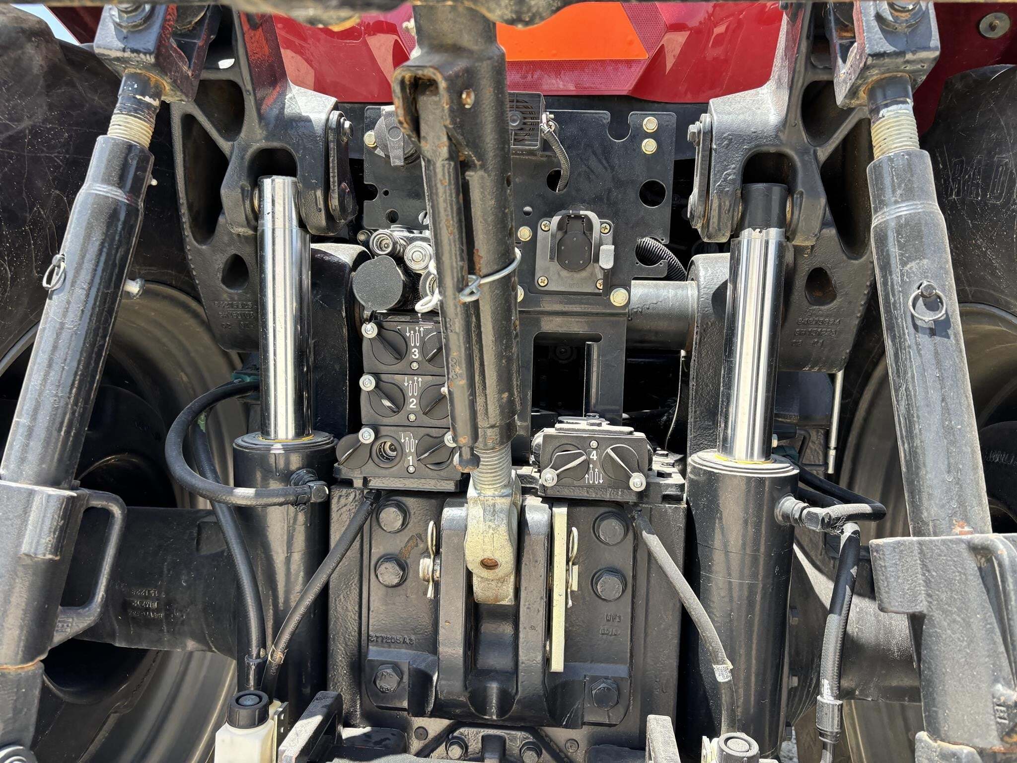 2016 Case IH Magnum 340 Tractor