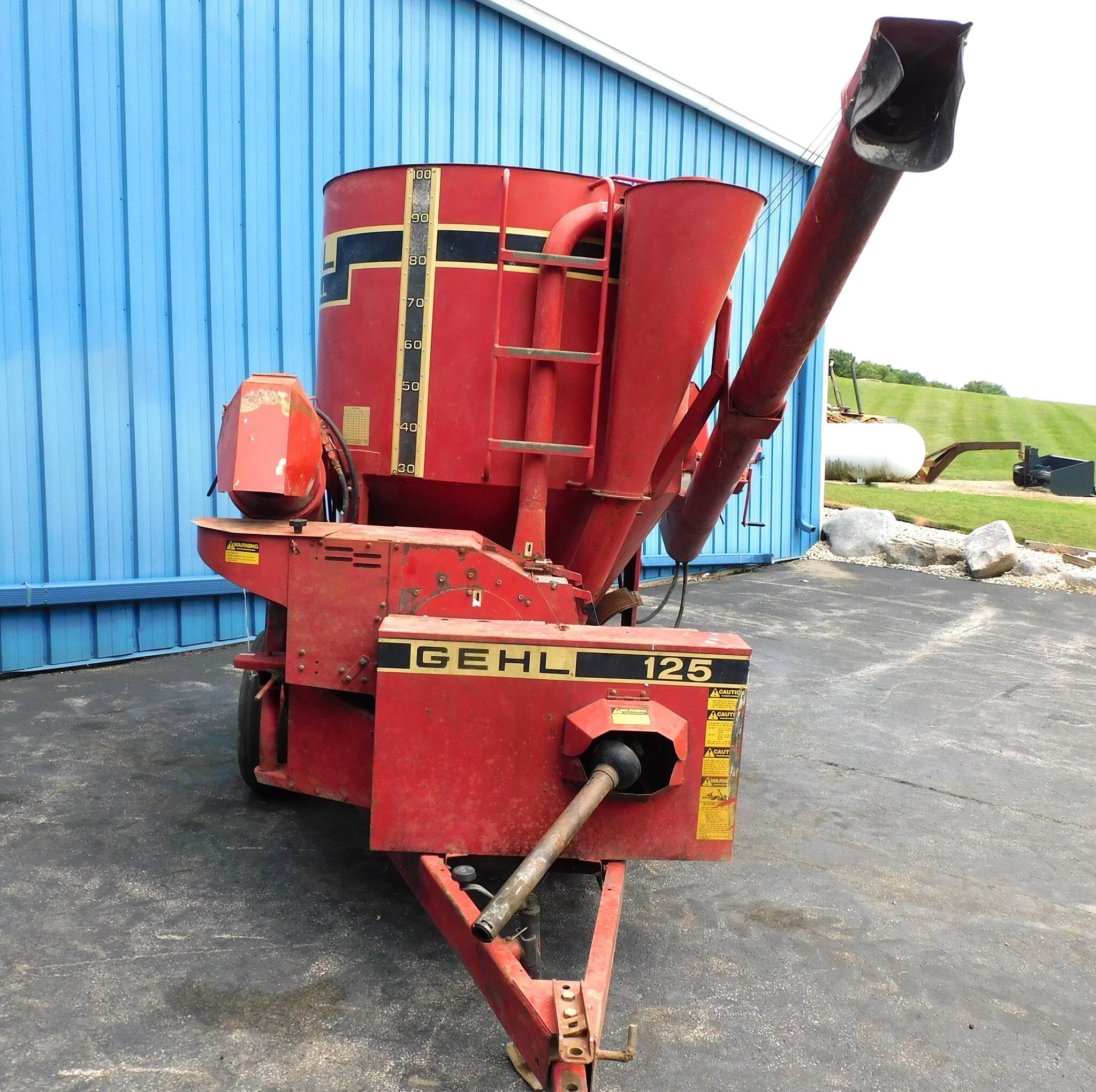  Gehl MX125 Grinders and Mixer