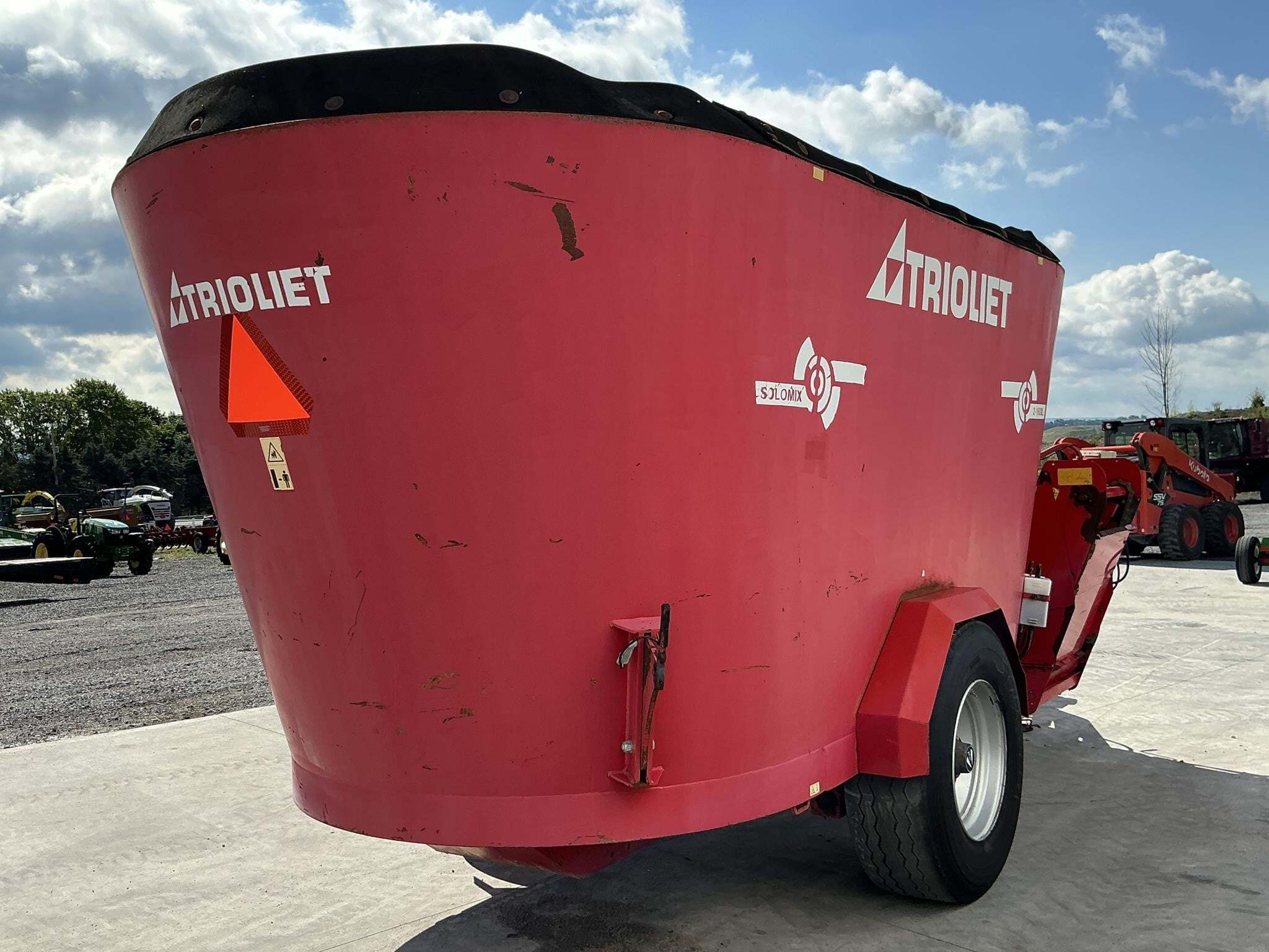  Trioliet Solomix 2-1600L VL Grinders and Mixer