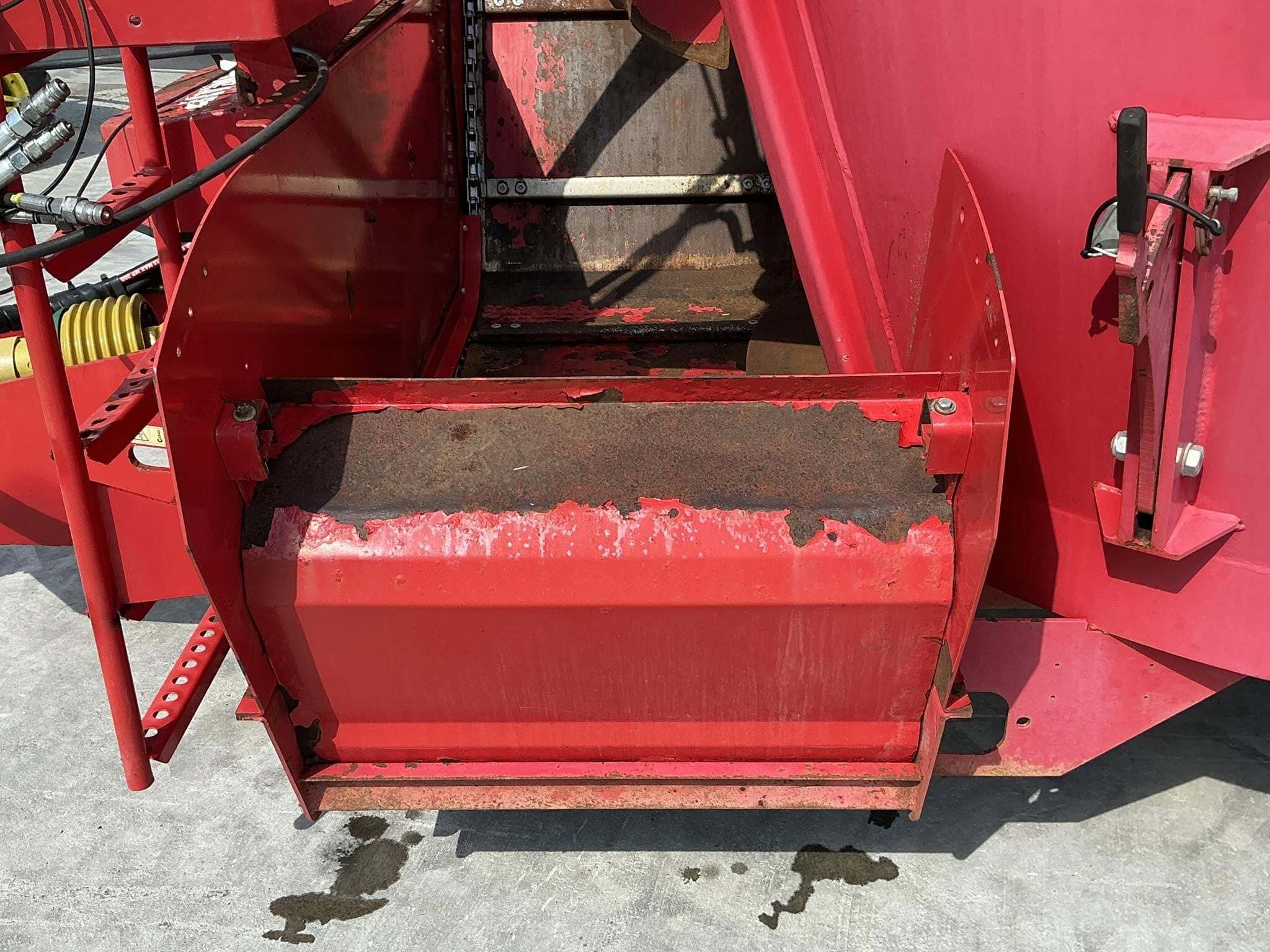  Trioliet Solomix 2-1600L VL Grinders and Mixer