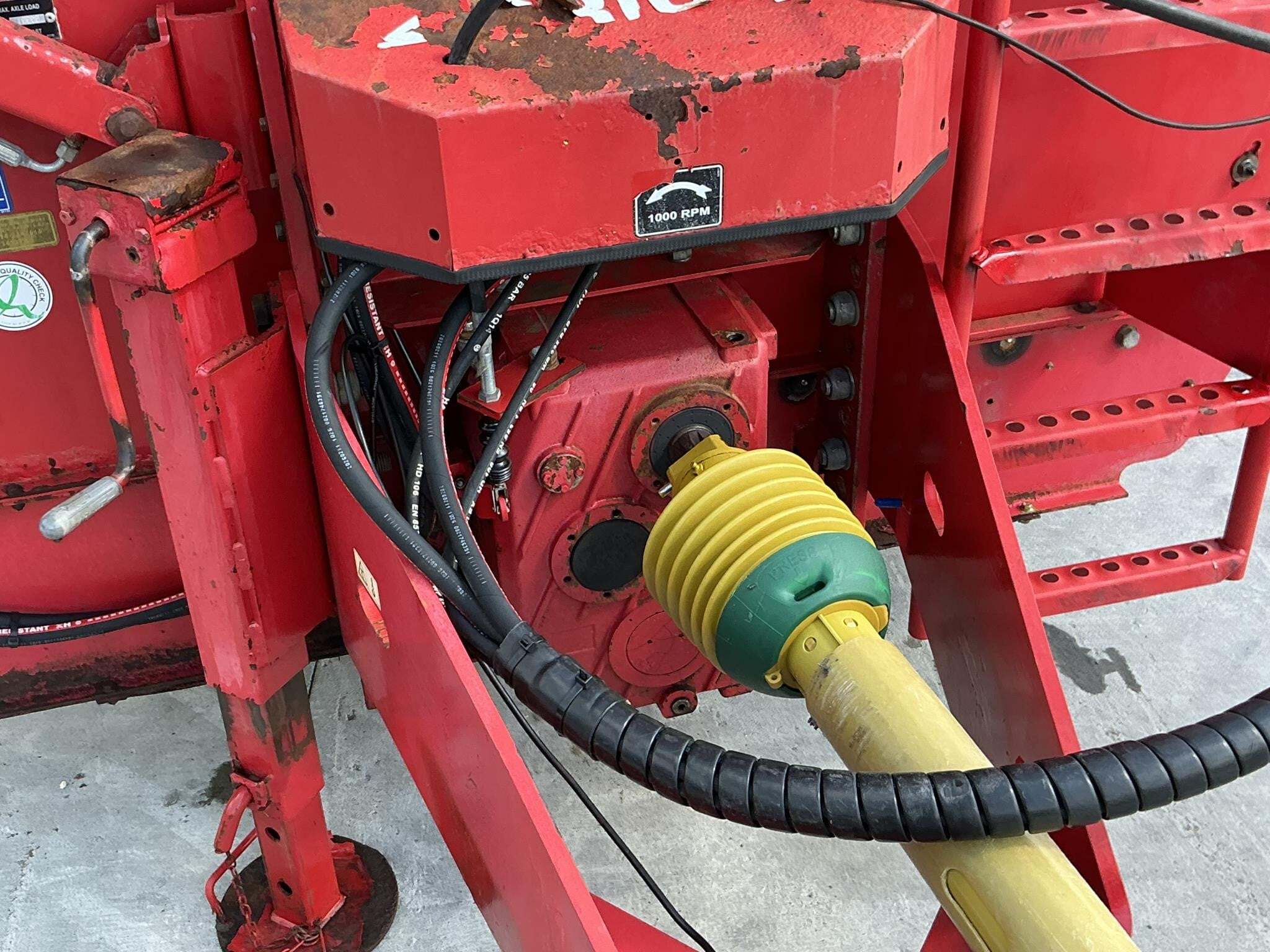  Trioliet Solomix 2-1600L VL Grinders and Mixer
