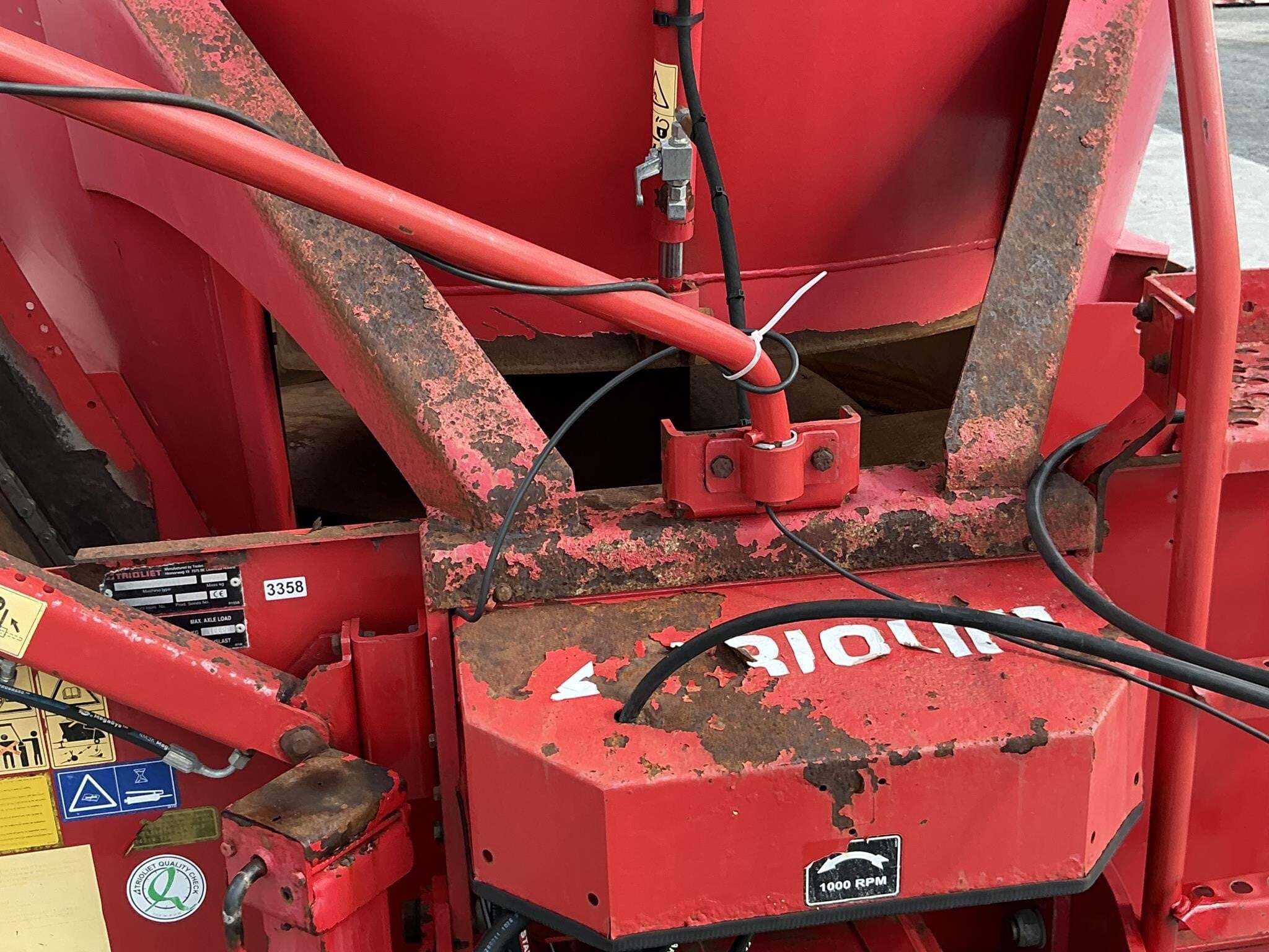  Trioliet Solomix 2-1600L VL Grinders and Mixer