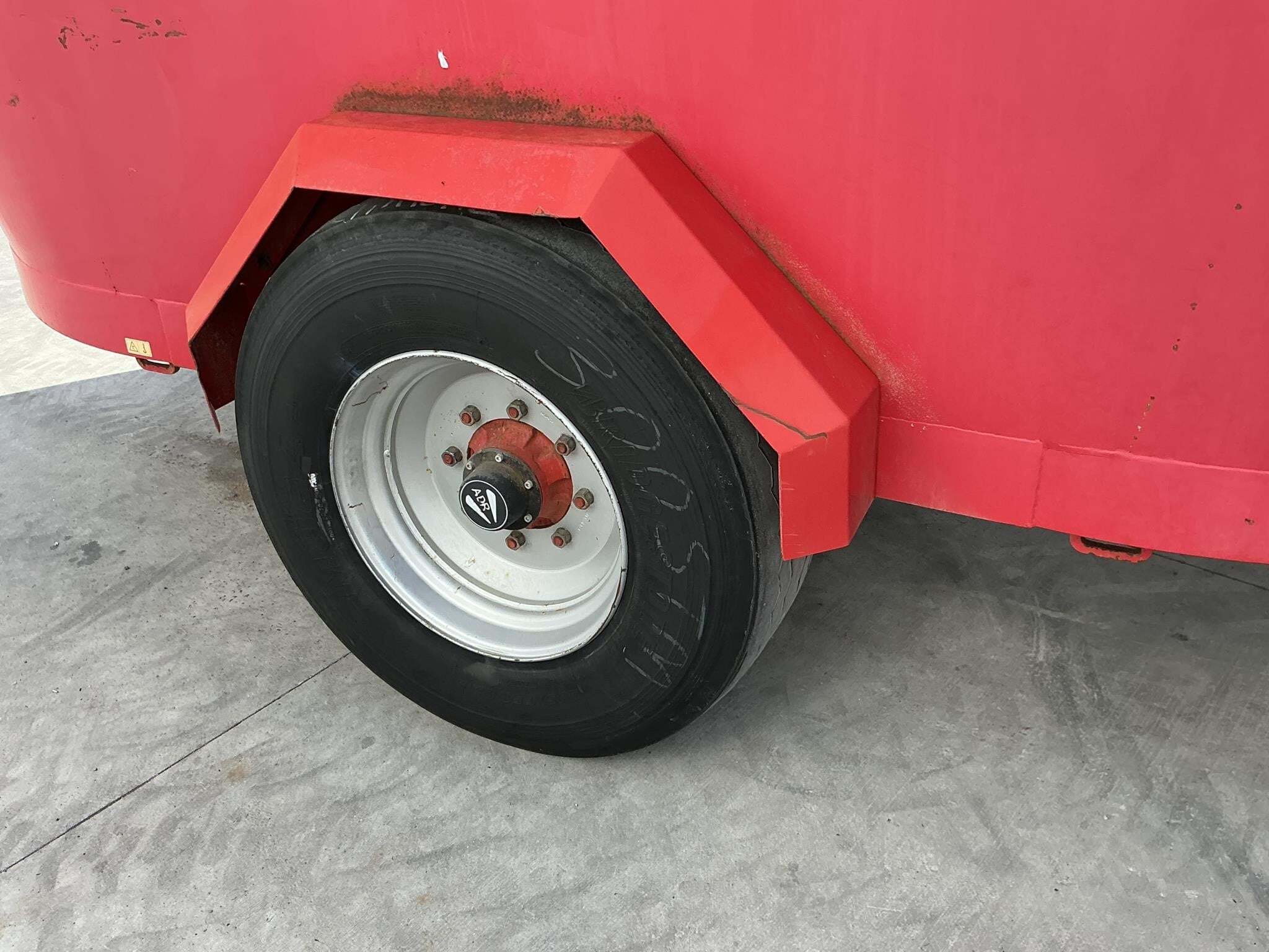  Trioliet Solomix 2-1600L VL Grinders and Mixer