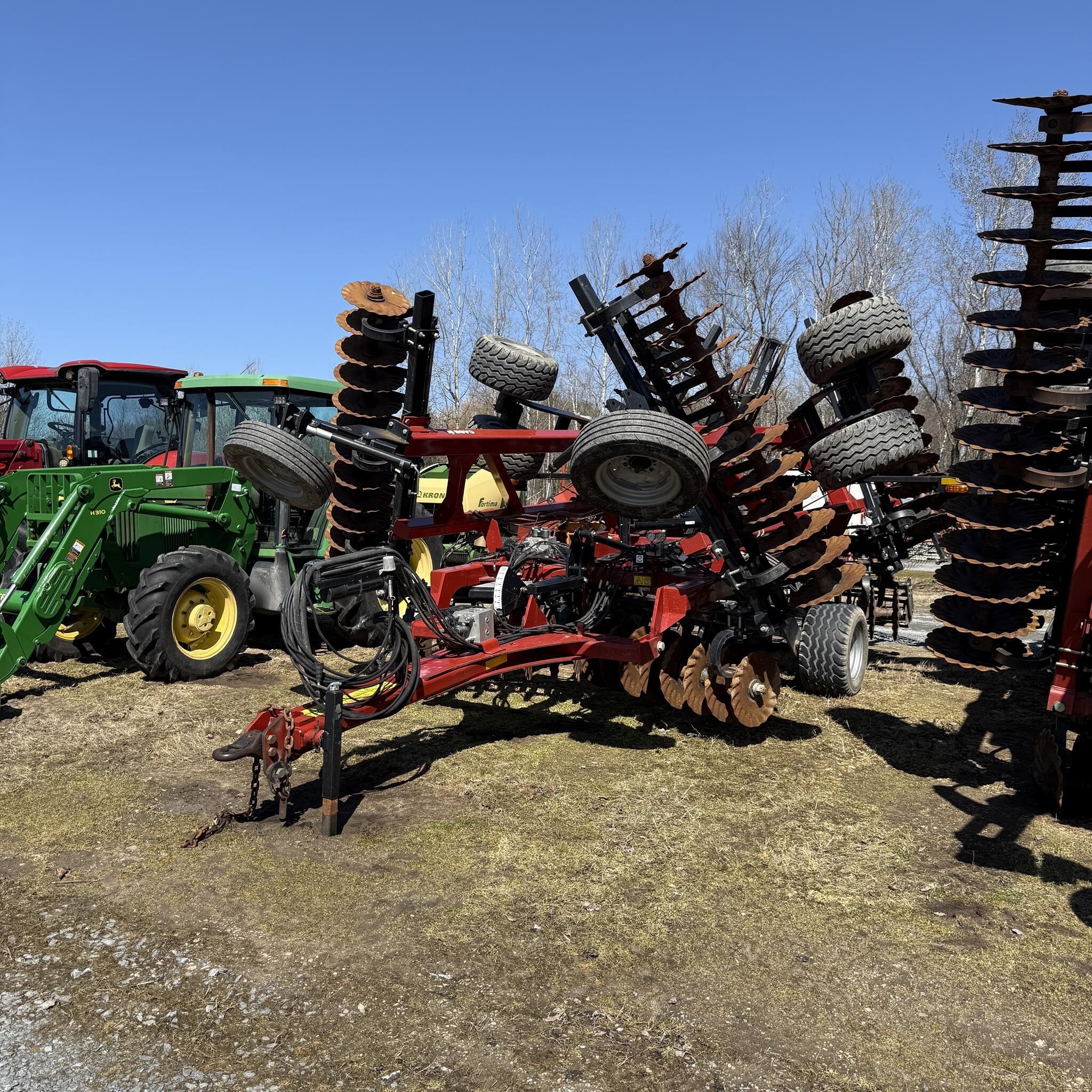  Case IH True Tandem 335VT Vertical Tillage