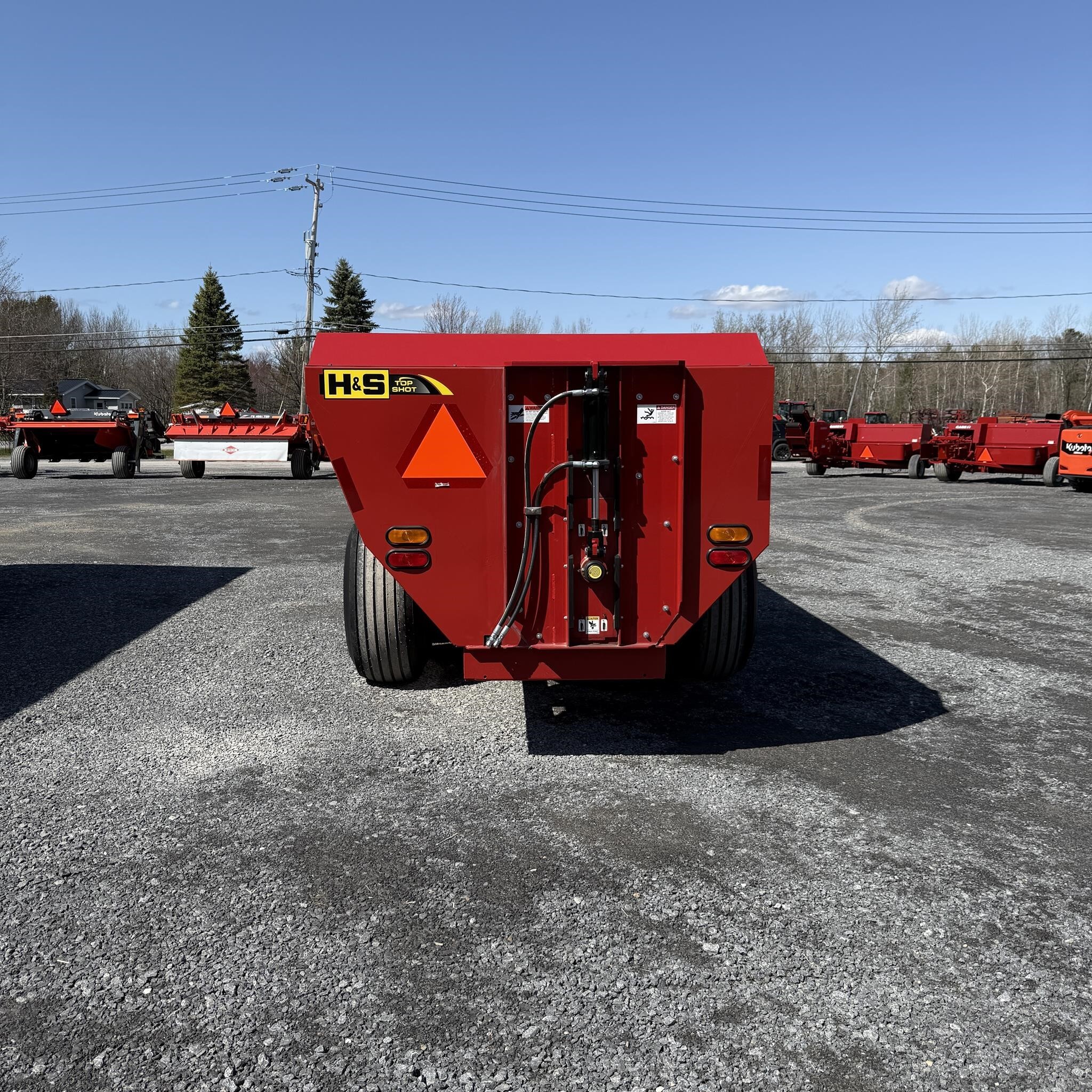 2024 H & S 5220 Manure Spreader