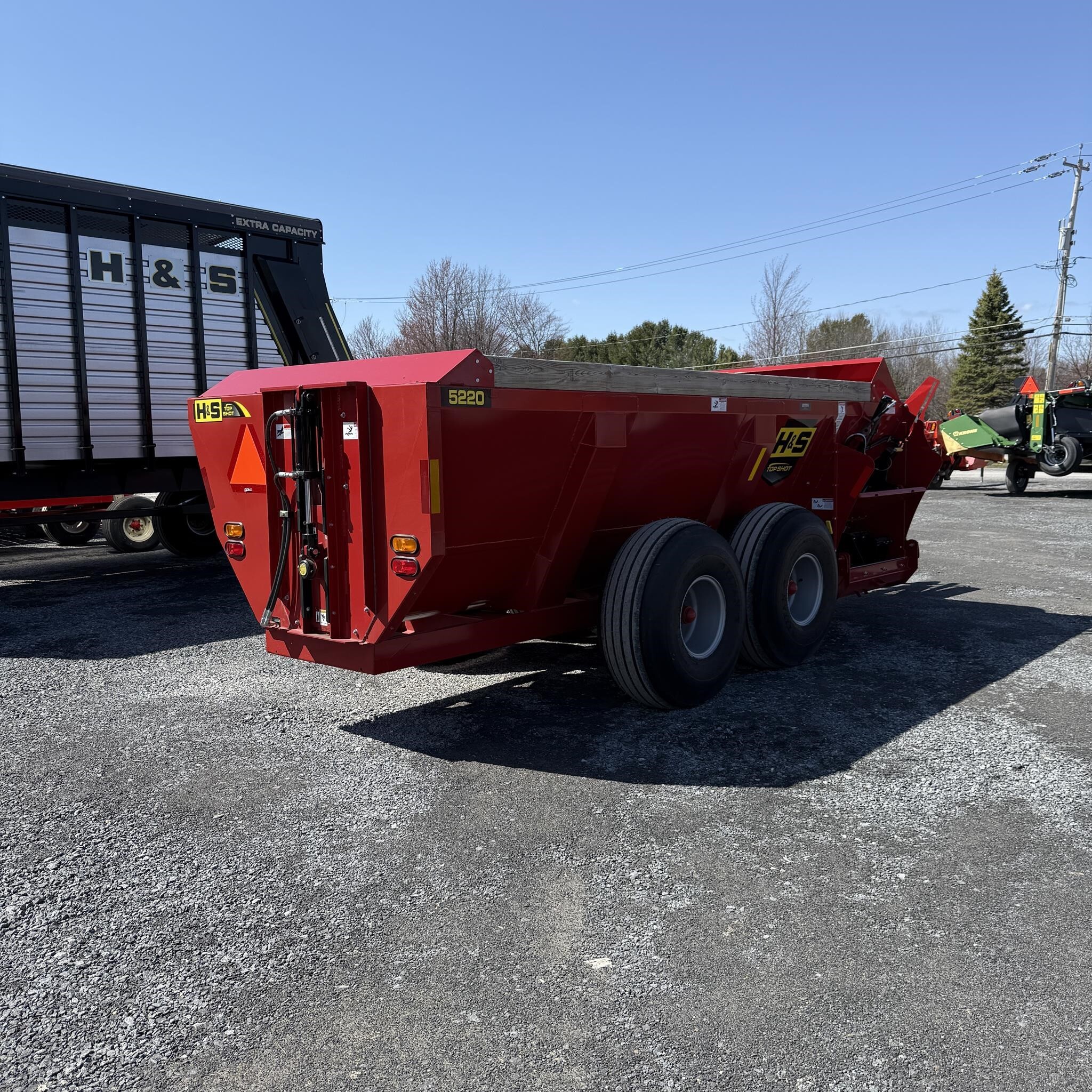 2024 H & S 5220 Manure Spreader