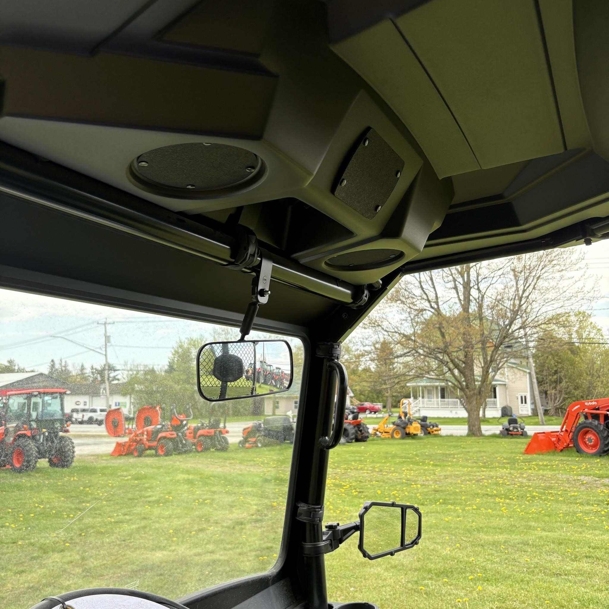 2024 Kubota RTV-XG850 SIDEKICK ATVs and Utility Vehicle