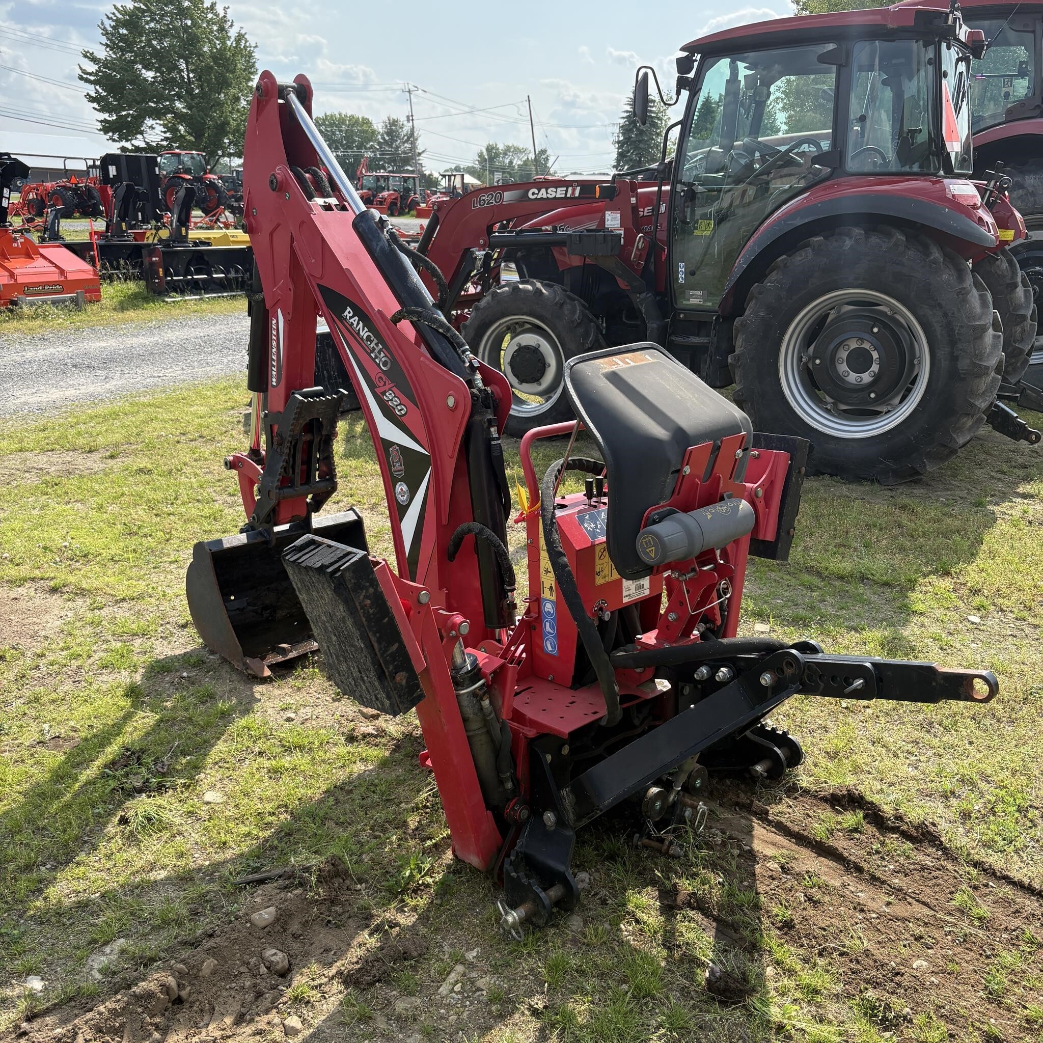  Wallenstein GX920 Front End Loader
