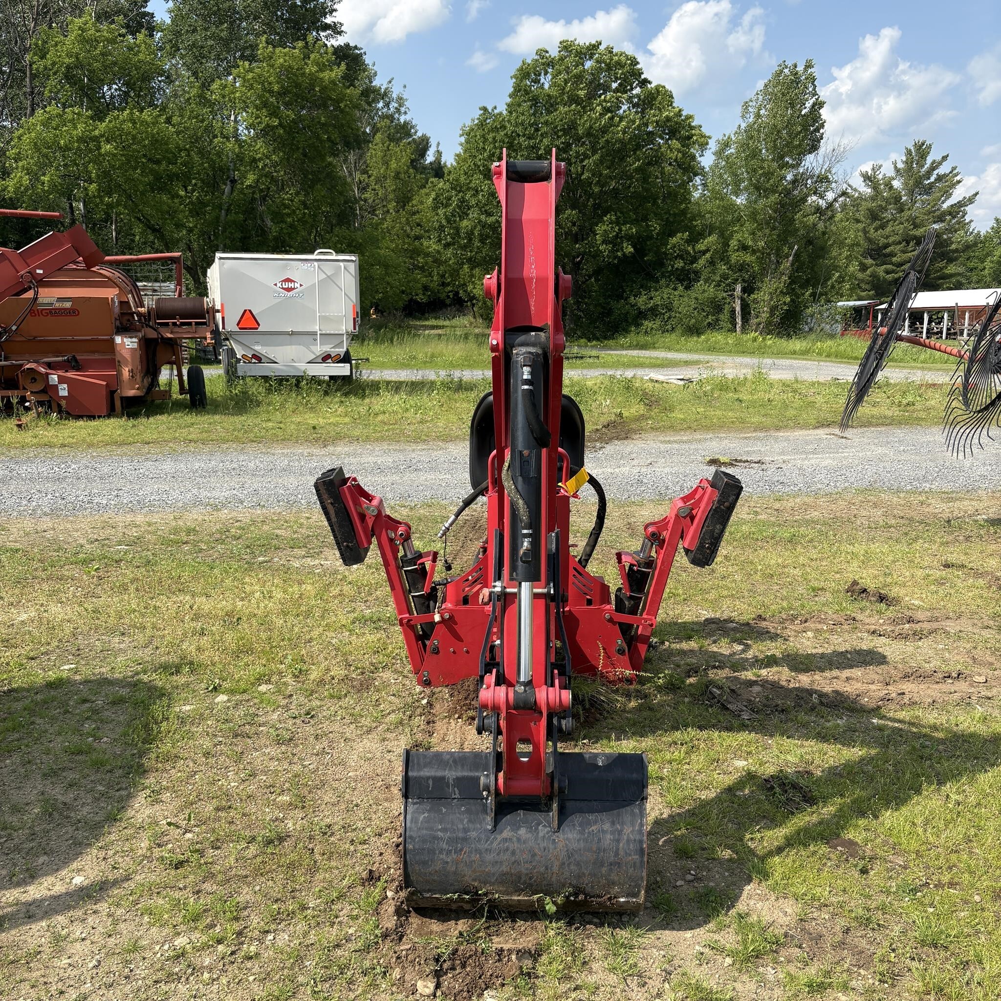  Wallenstein GX920 Front End Loader