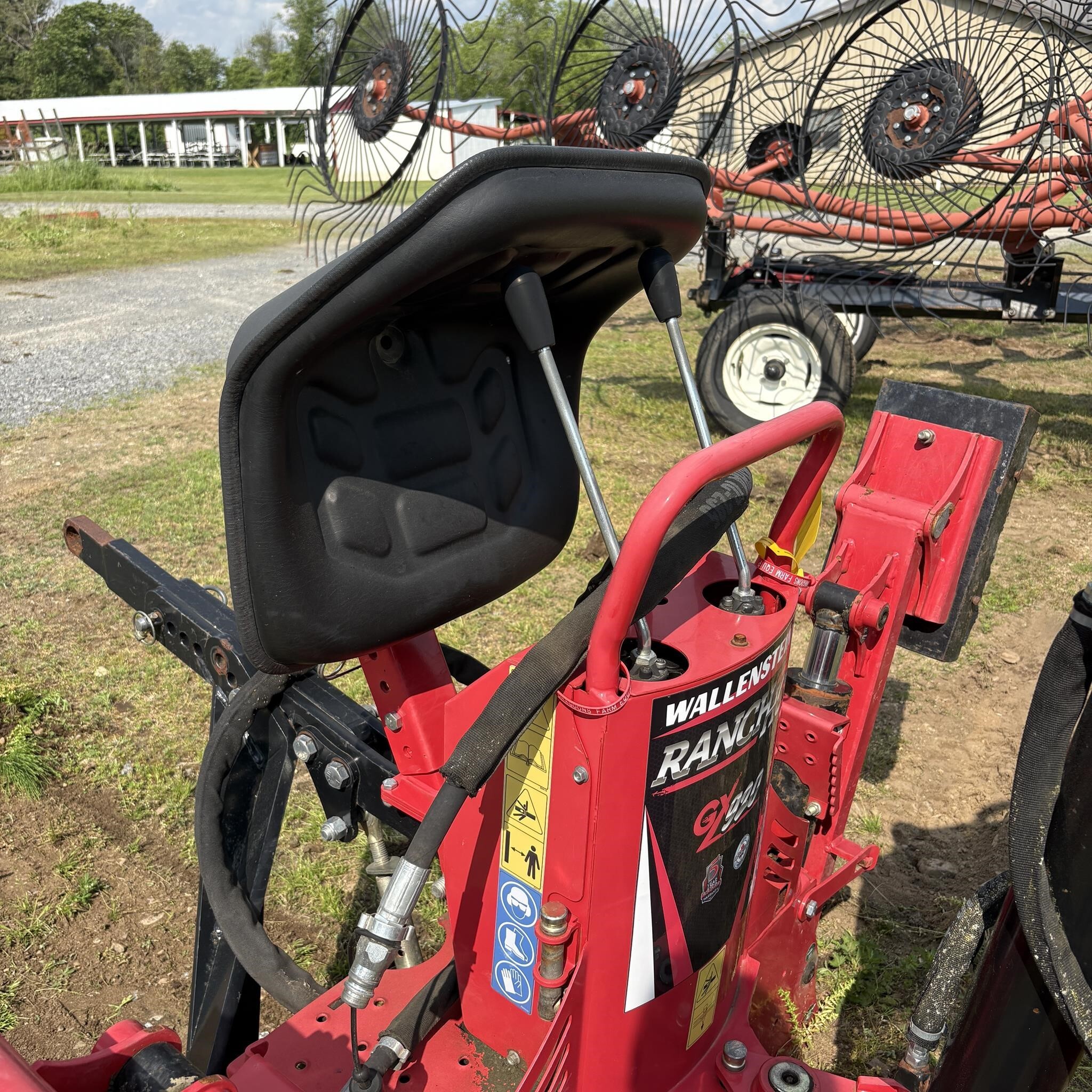  Wallenstein GX920 Front End Loader