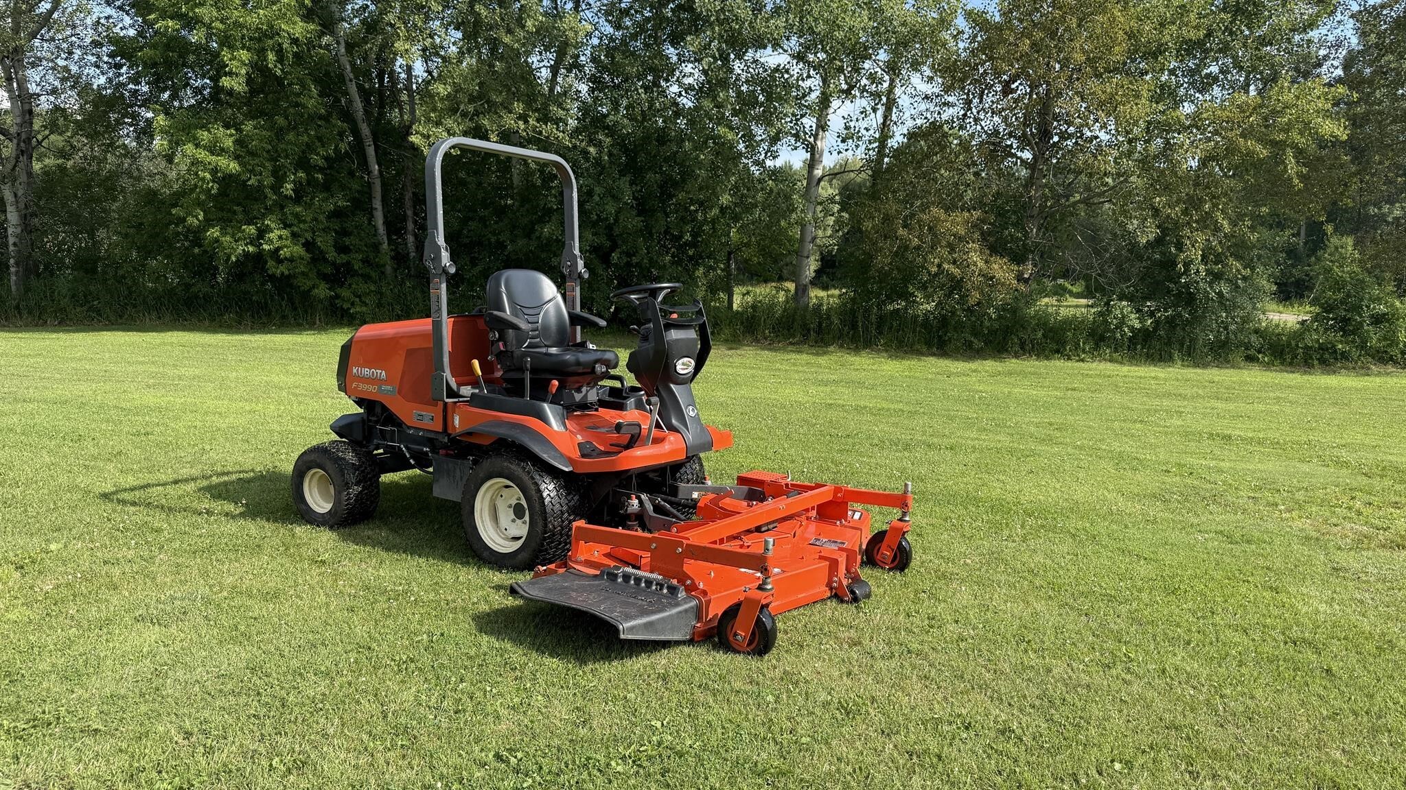  Kubota F3990 Lawn Mower