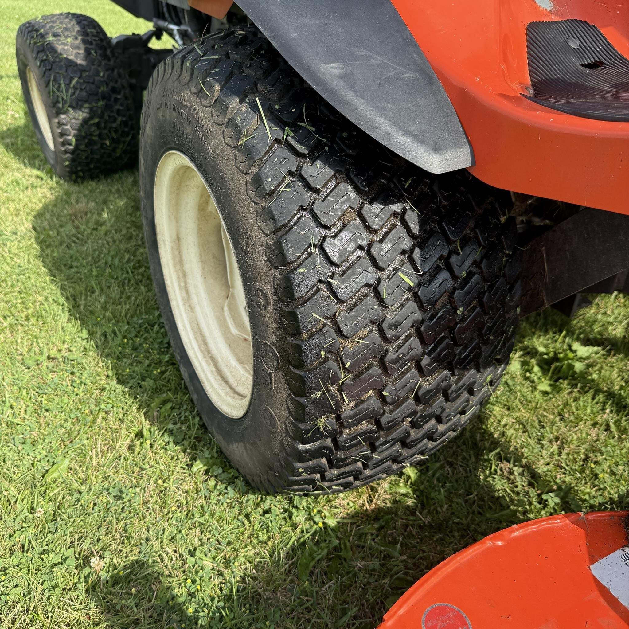  Kubota F3990 Lawn Mower
