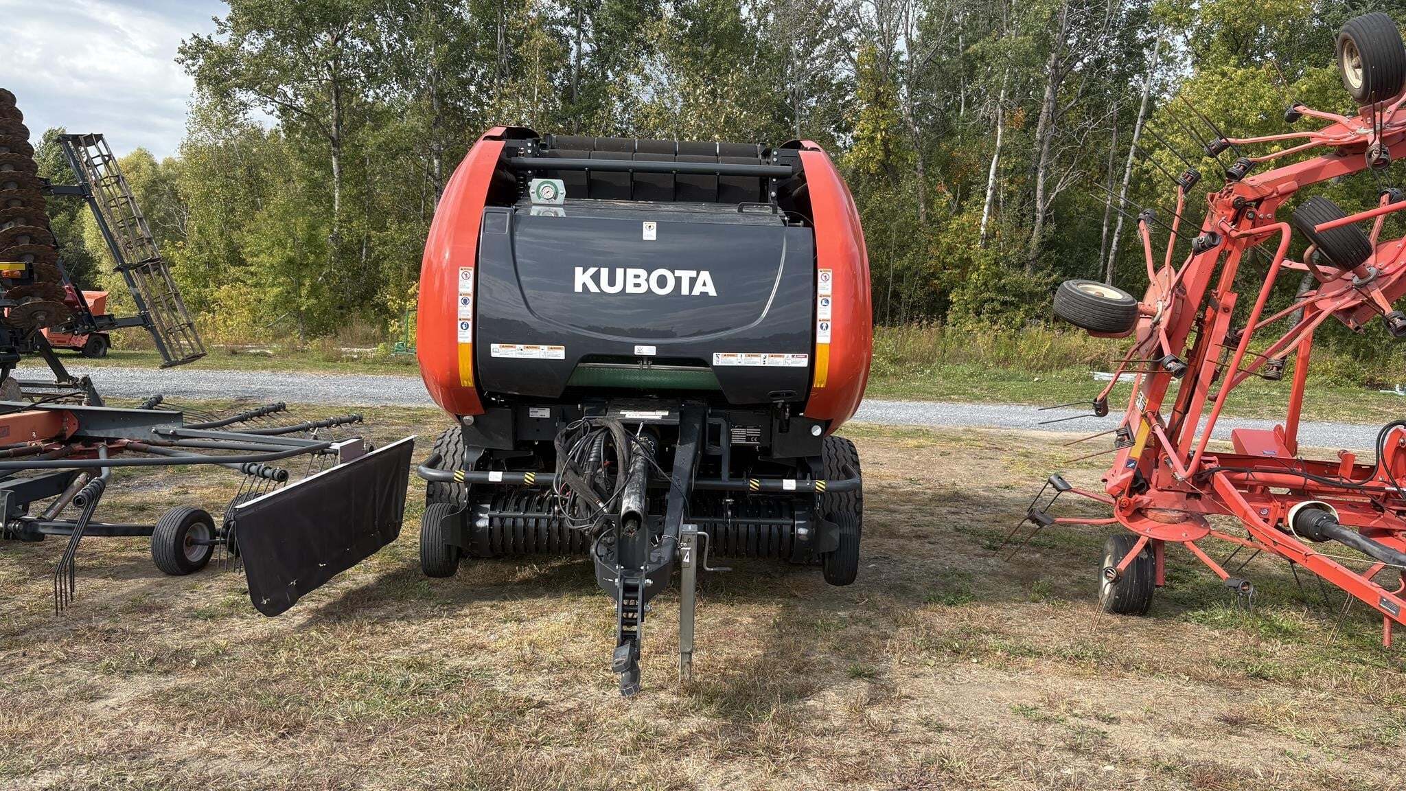  Kubota BV4160 Round Baler