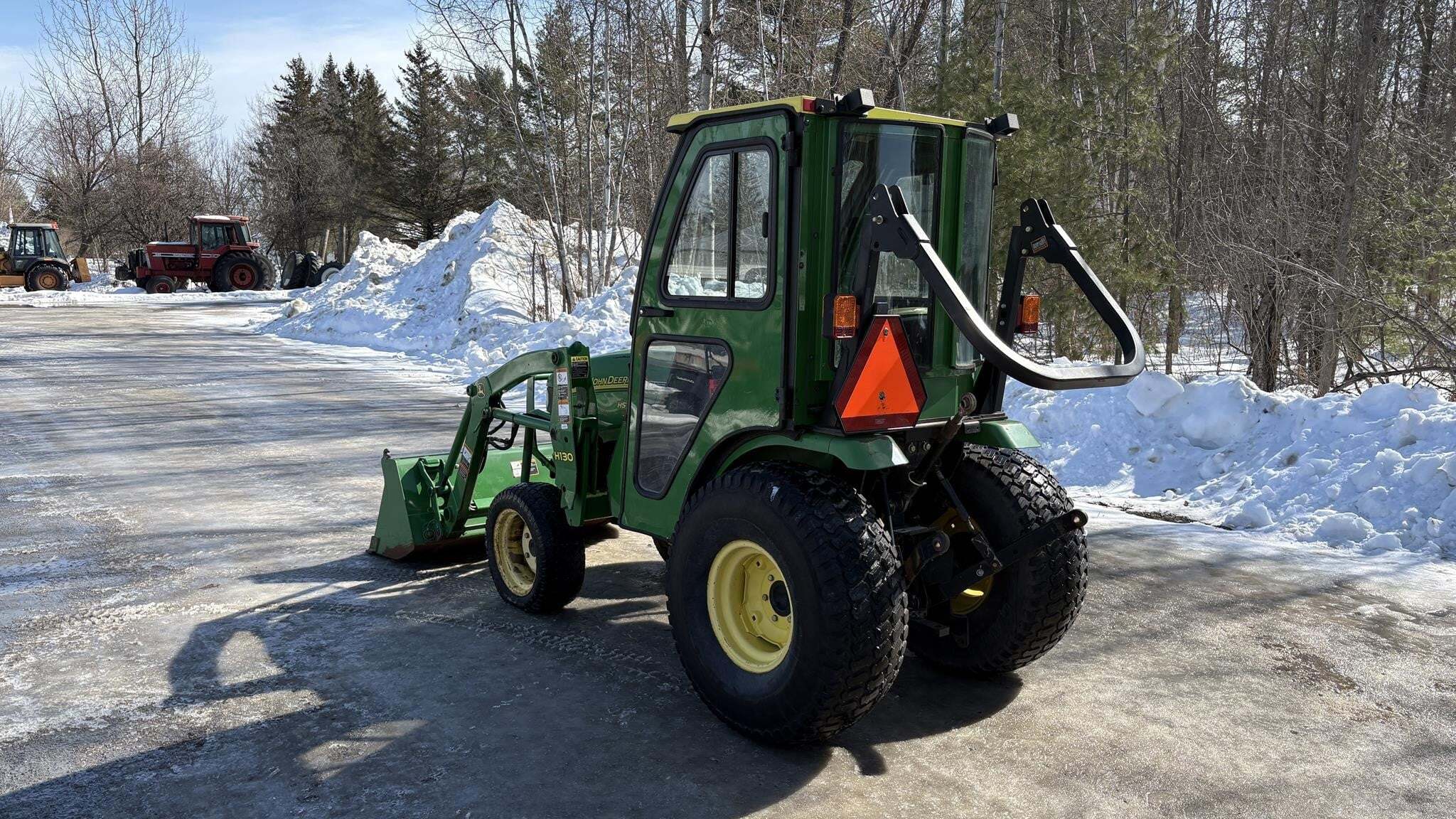 2008 John Deere 2520 Tractor