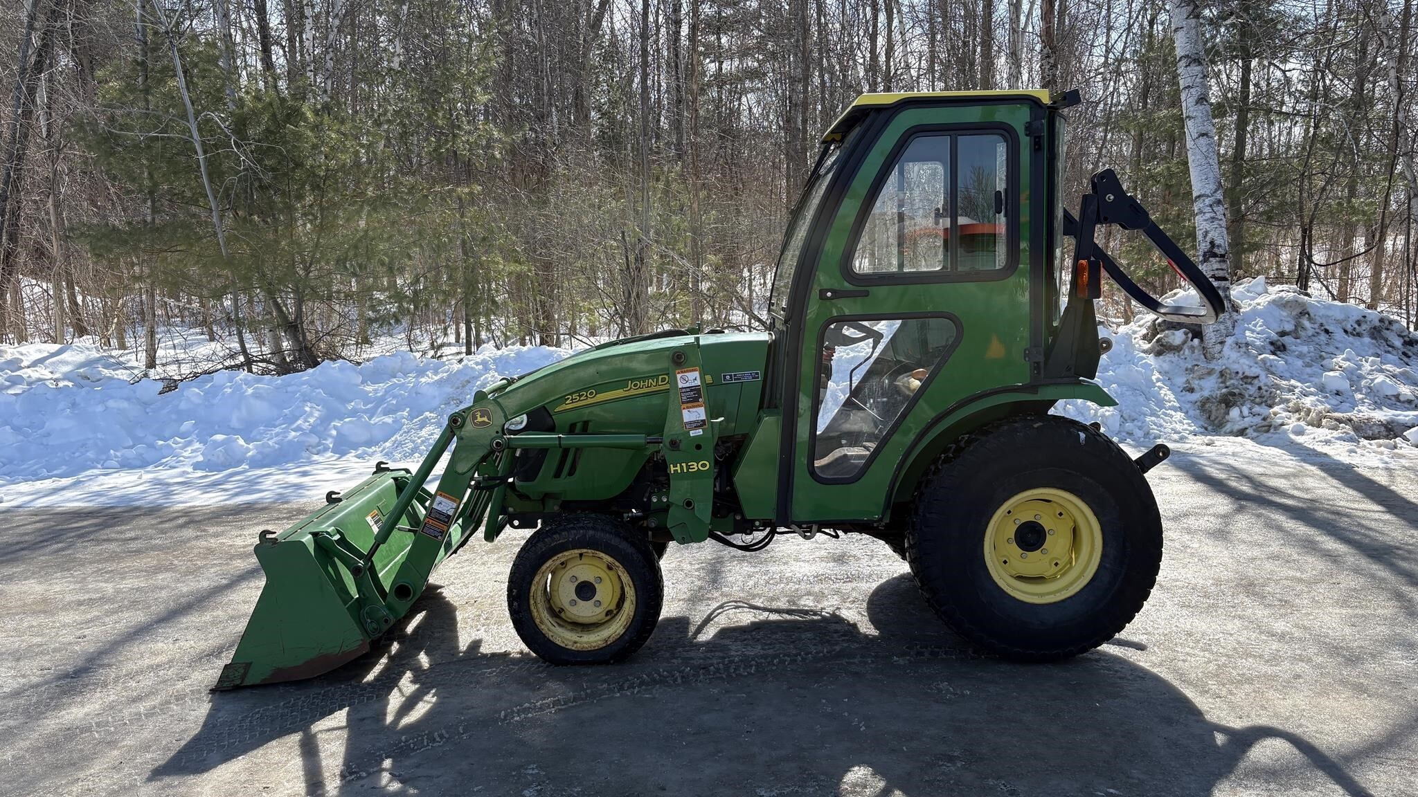 2008 John Deere 2520 Tractor