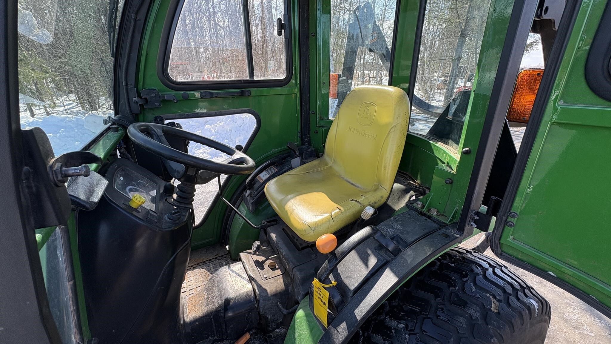 2008 John Deere 2520 Tractor