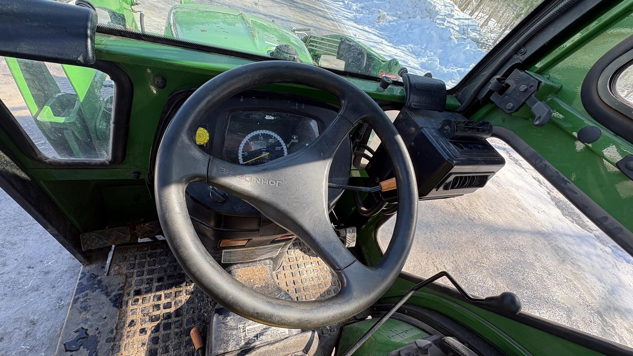 2008 John Deere 2520 Tractor