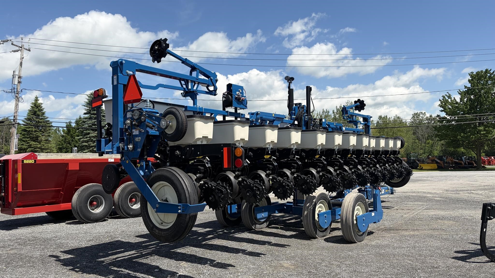 2026 Kinze 3605 Planter