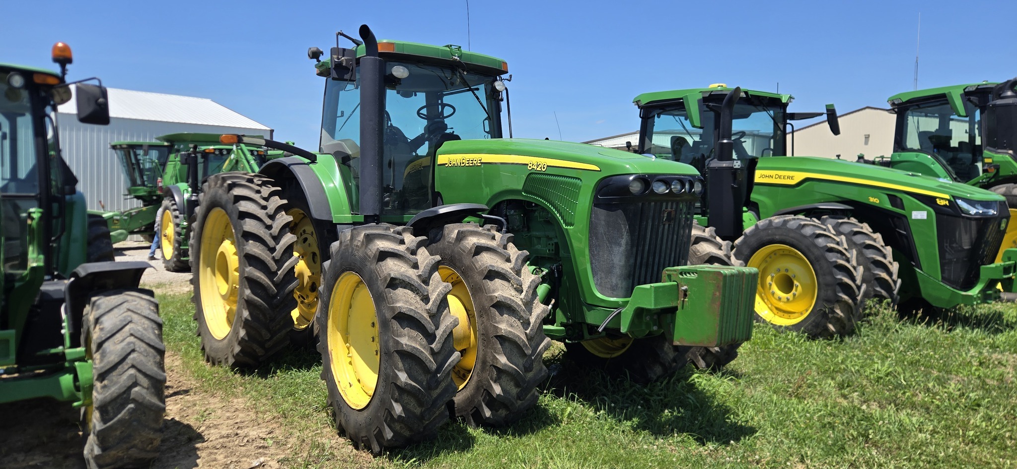 2004 John Deere 8420 Tractor