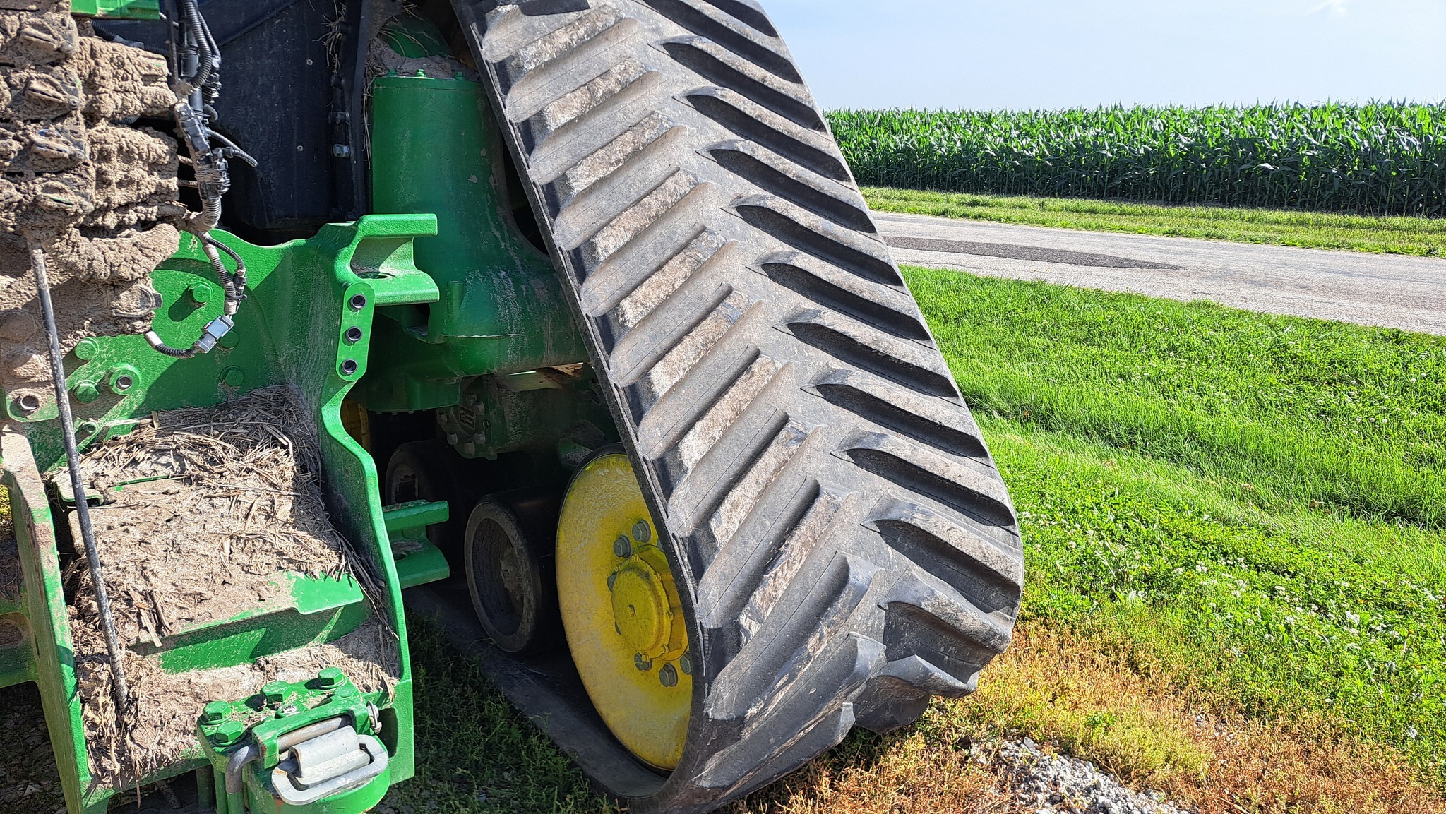 2022 John Deere 9RX 590 Tractor