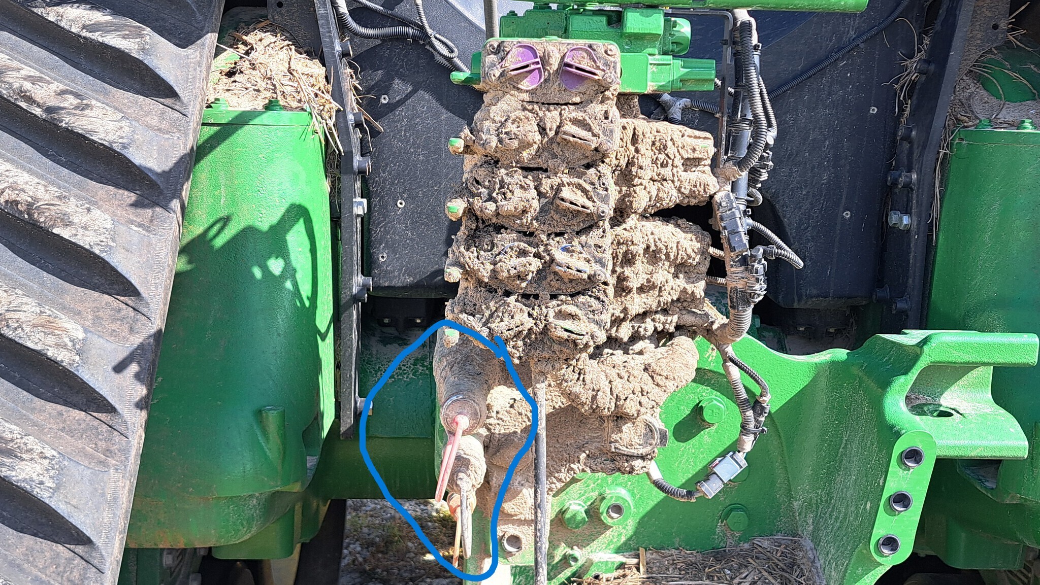 2022 John Deere 9RX 590 Tractor