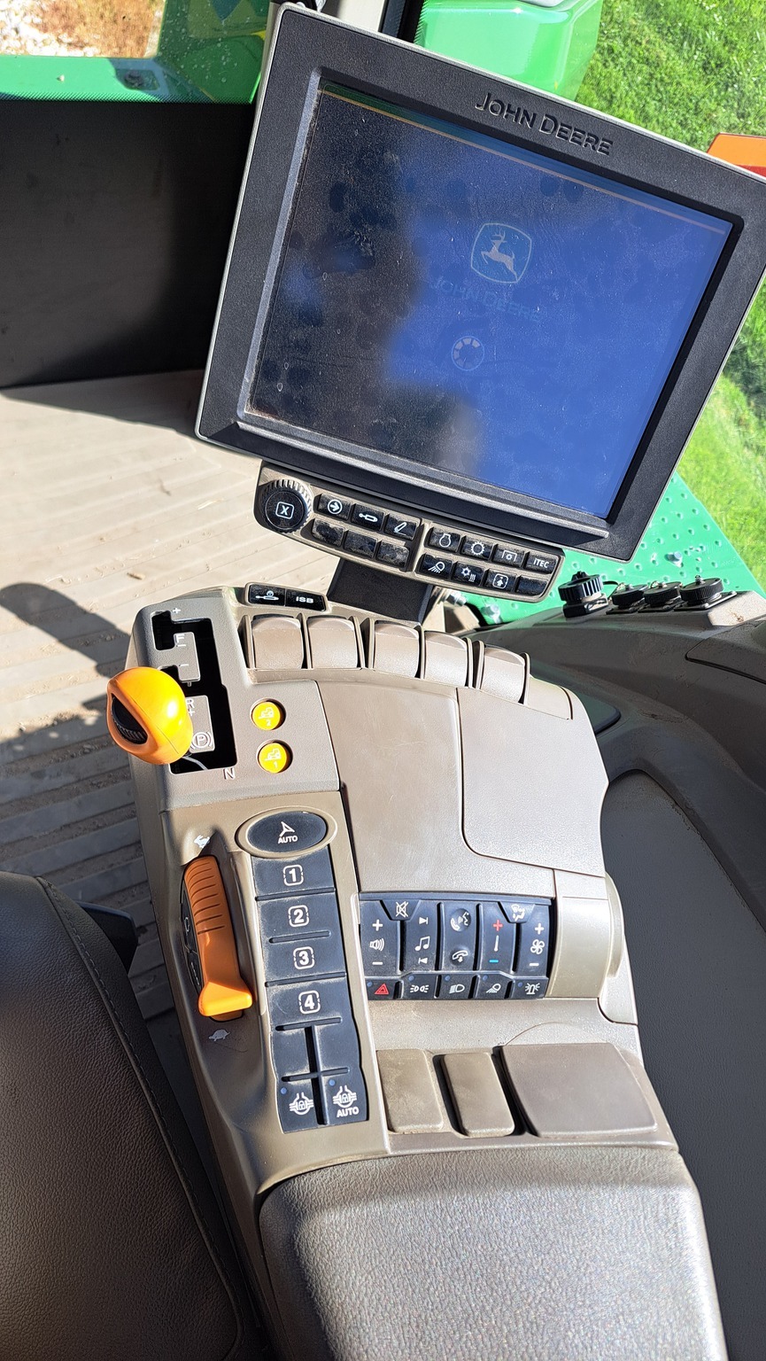 2022 John Deere 9RX 590 Tractor