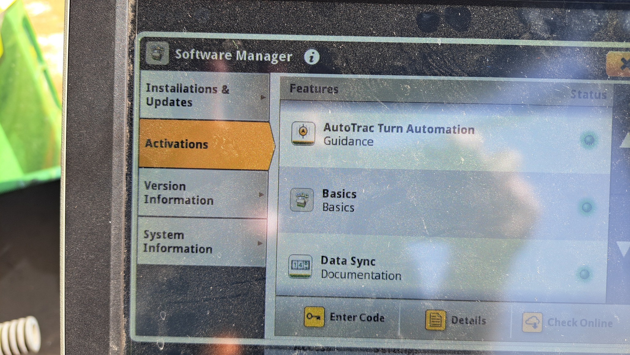 2022 John Deere 9RX 590 Tractor