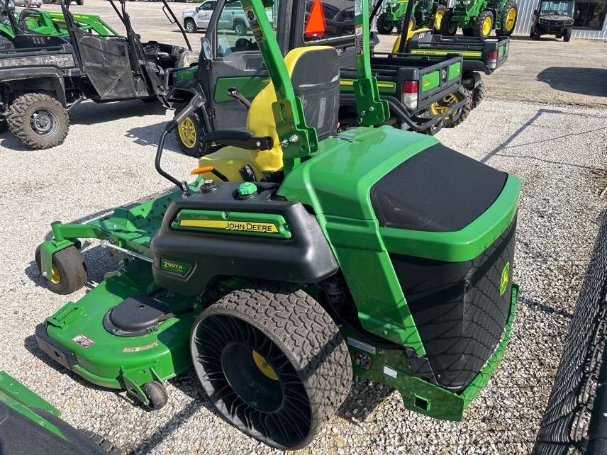 2025 John Deere Z997R Lawn Mower