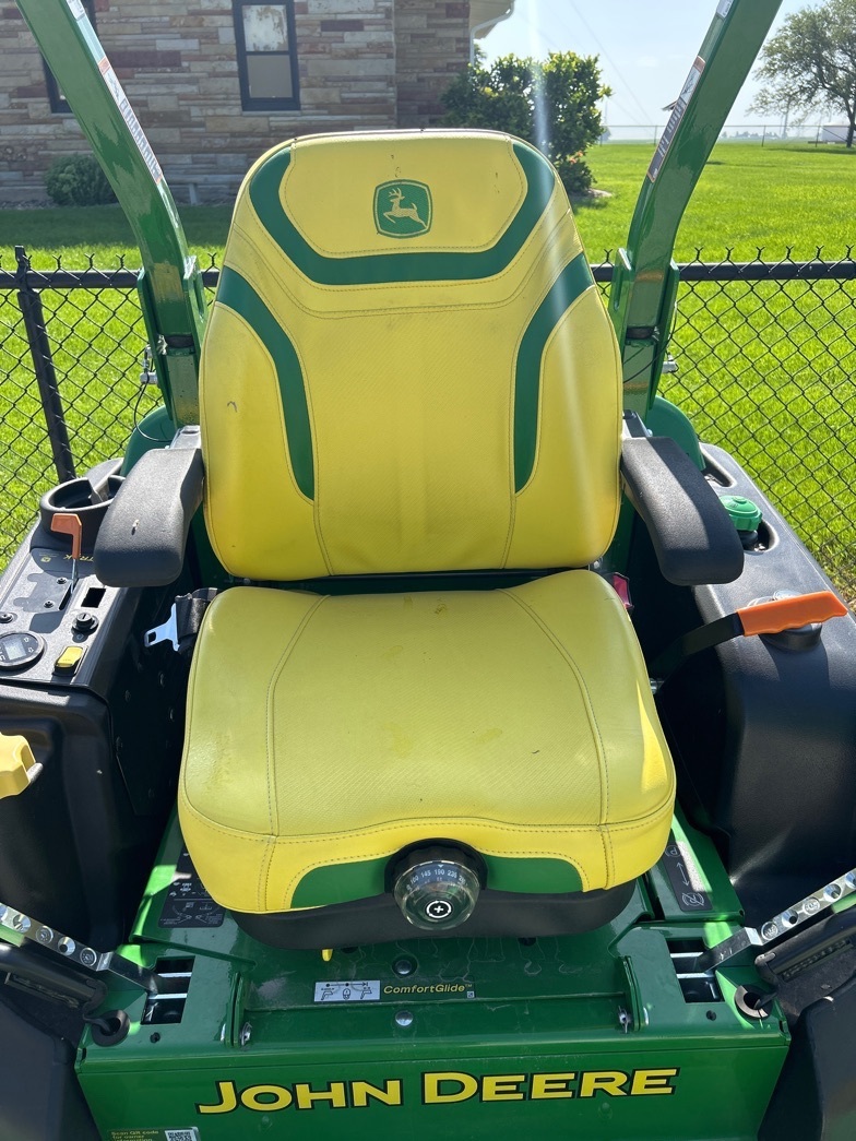 2025 John Deere Z997R Lawn Mower